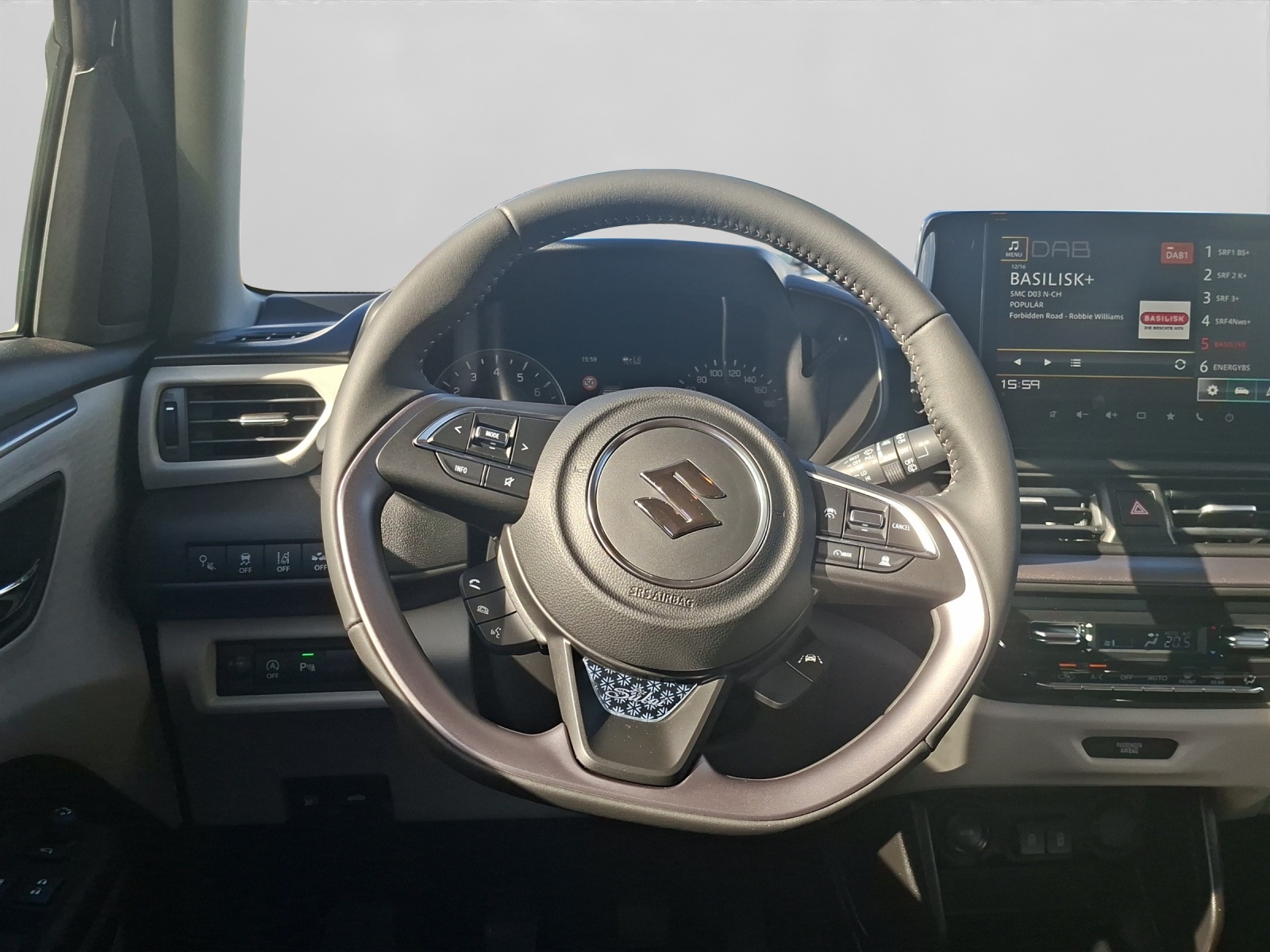 SUZUKI Swift 1.2 Piz Sulai Top Hybrid 4x4-image-10