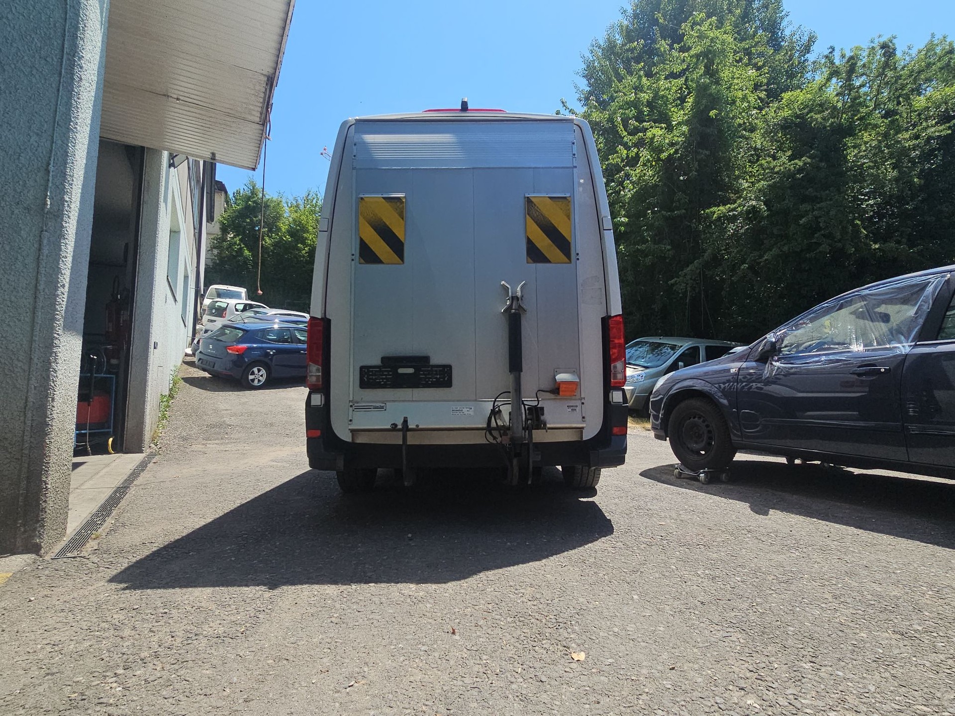 VW T6.1 2.0 TDI Entry-image-4