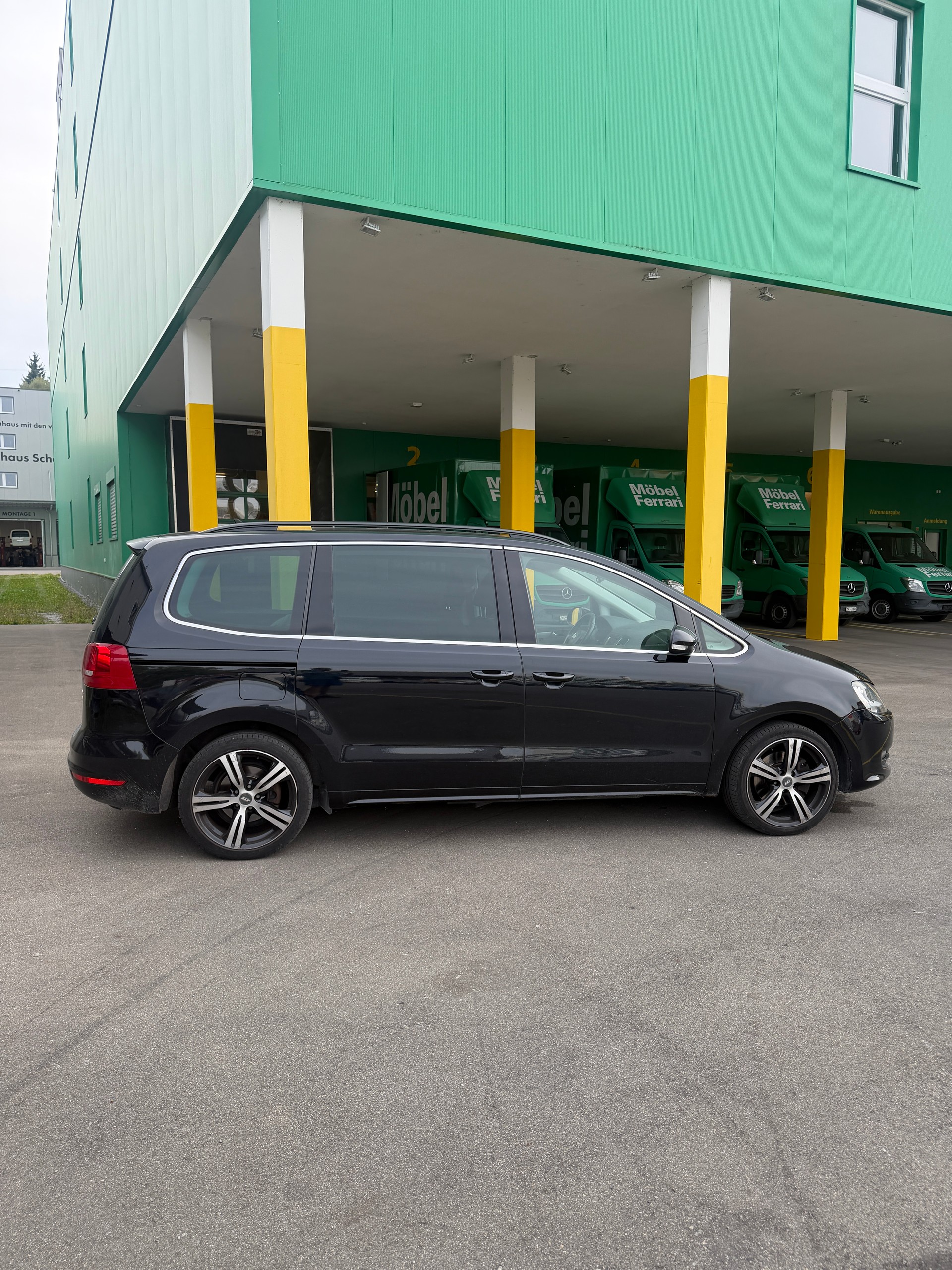 VW Sharan 2.0 TDI BMT Comfortline DSG-image-7