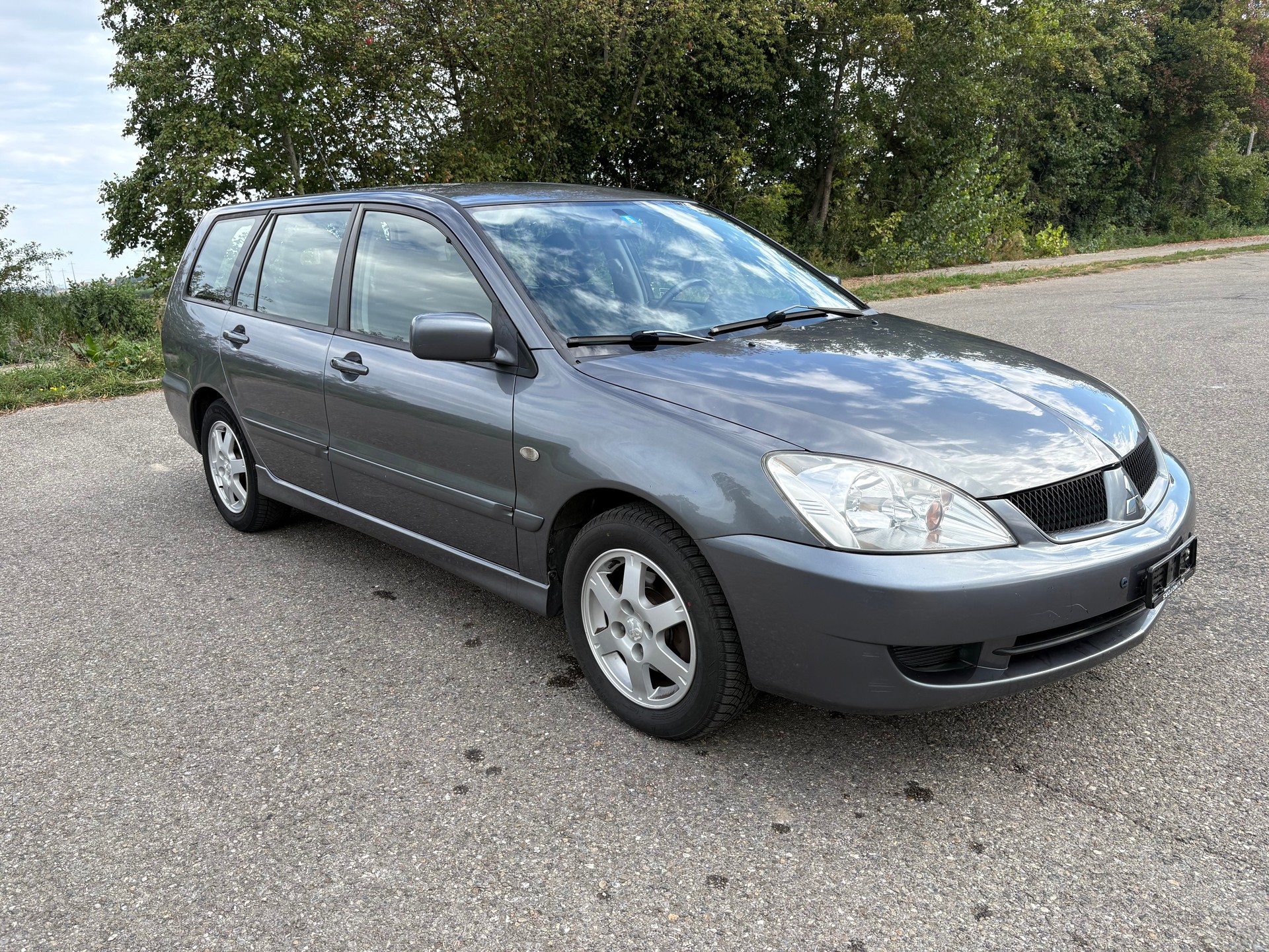 MITSUBISHI Lancer 1.6 Invite (Comfort) Wagon-image-2