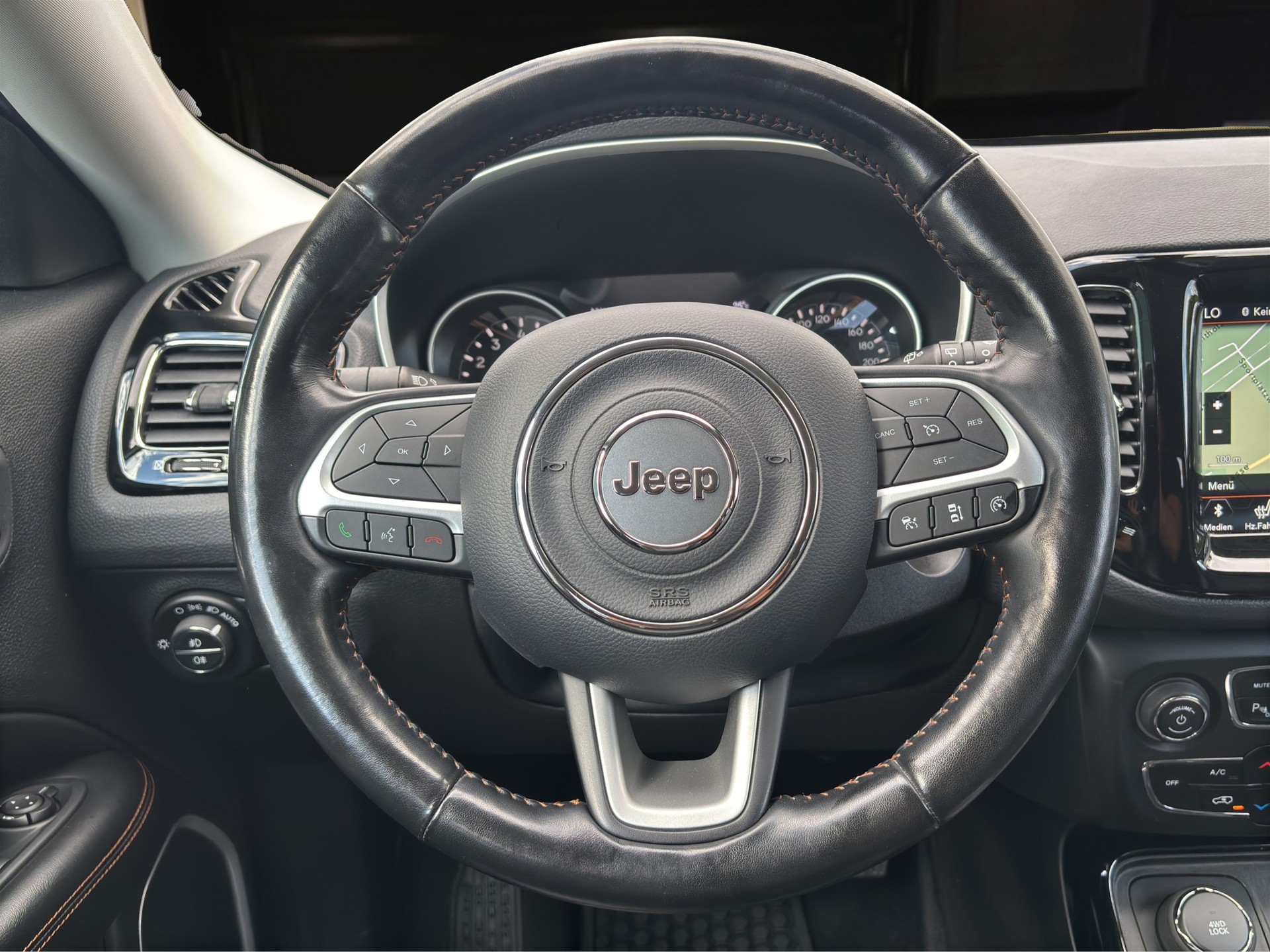 JEEP Compass 1.4 MultiAir Limited AWD-image-11