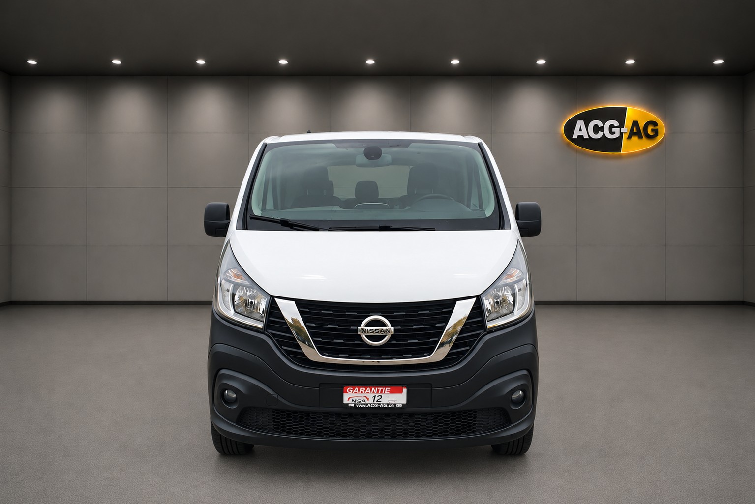 NISSAN NV300 dCi 125 2.9 L2H1 Comfort **L2 H1 **3-Plätzer ** RF-Kamera ** Anh-Kupplung ** Werkstatt-Einrichtung ** Frisch Ab MFK-image-1