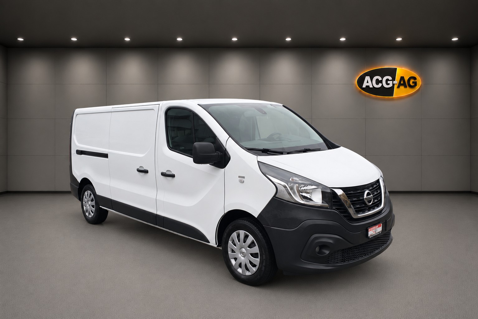 NISSAN NV300 dCi 125 2.9 L2H1 Comfort **L2 H1 **3-Plätzer ** RF-Kamera ** Anh-Kupplung ** Werkstatt-Einrichtung ** Frisch Ab MFK-image-0