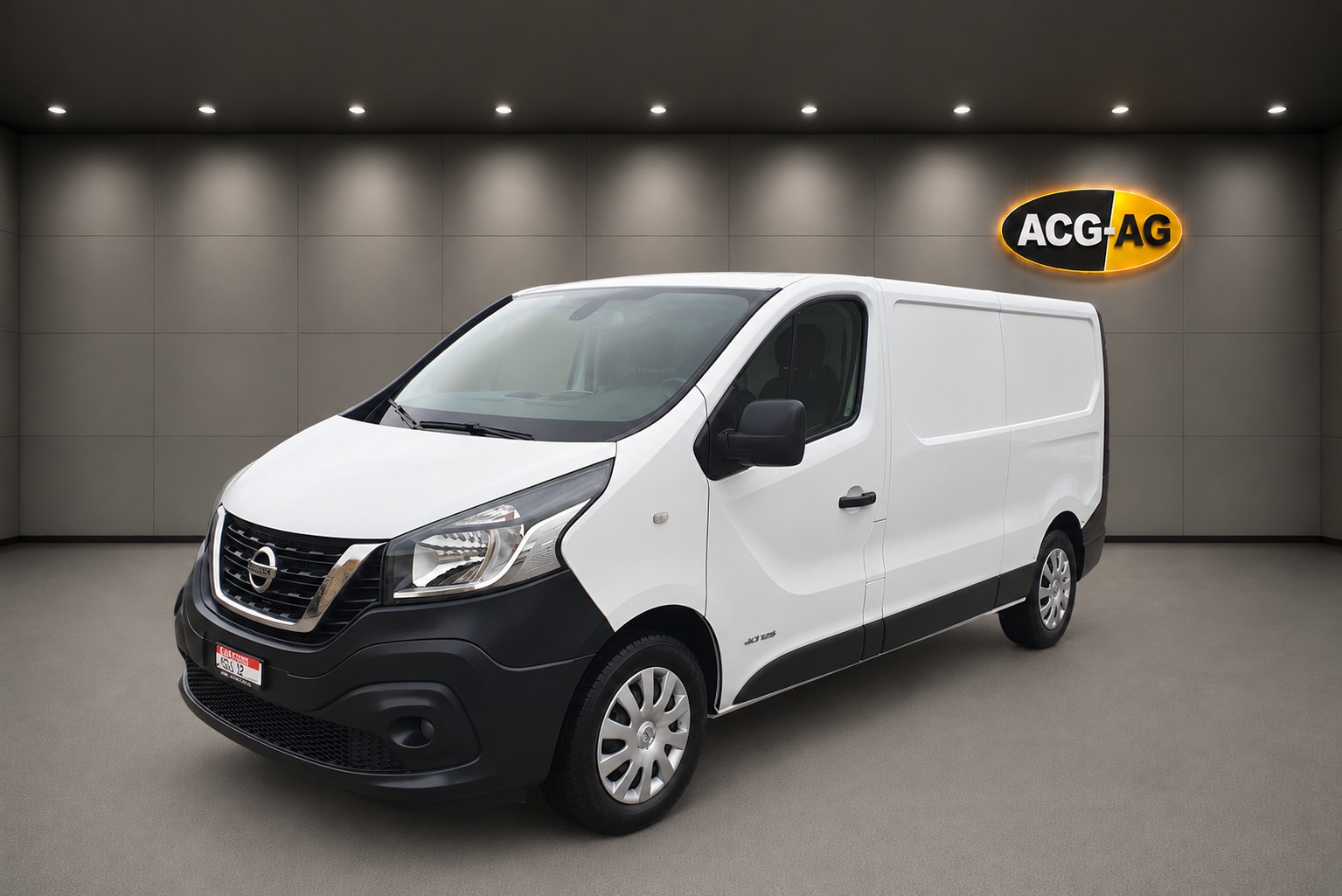 NISSAN NV300 dCi 125 2.9 L2H1 Comfort **L2 H1 **3-Plätzer ** RF-Kamera ** Anh-Kupplung ** Werkstatt-Einrichtung ** Frisch Ab MFK-image-2