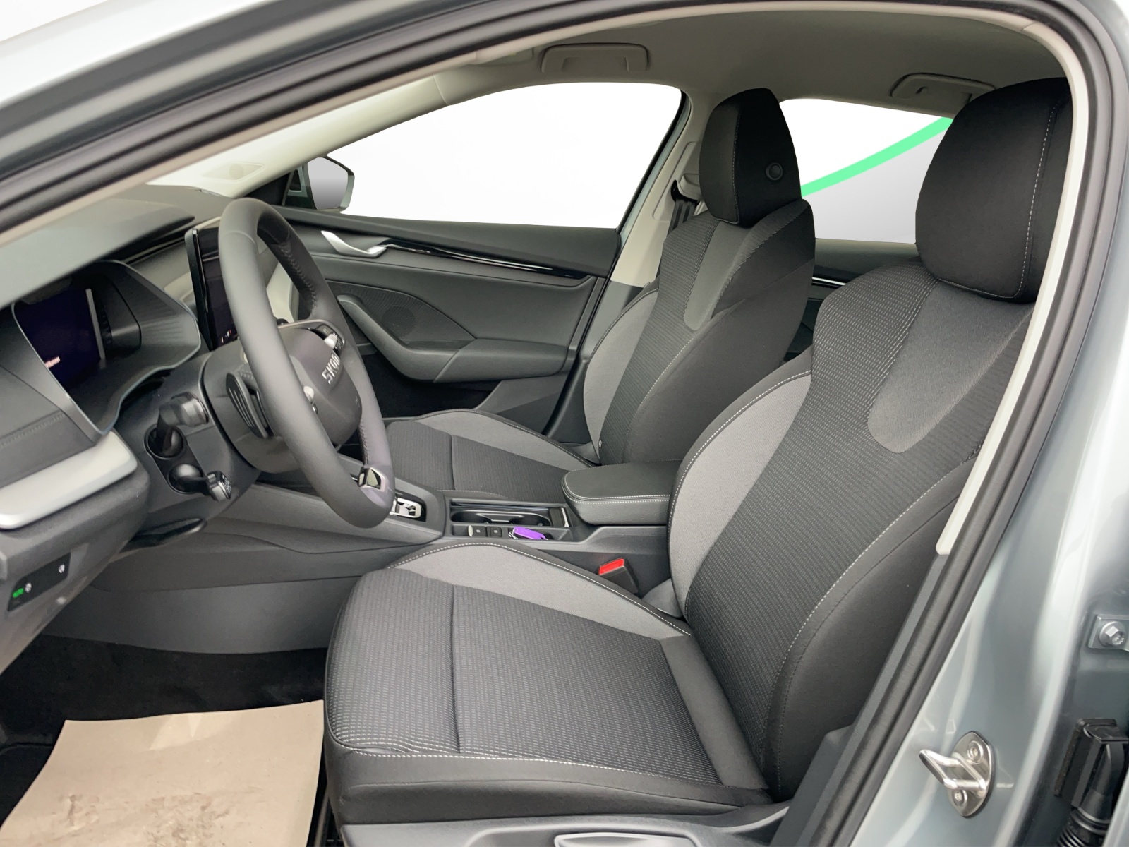 SKODA Octavia Combi 1.5 TSI mHEV DSG Selection-image-6