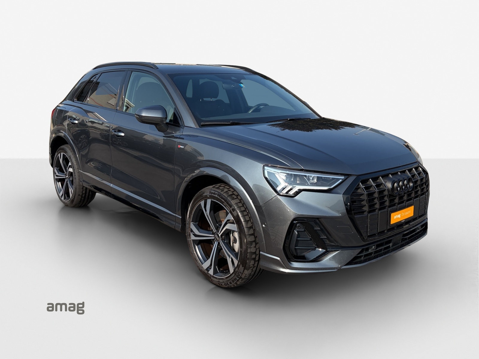 AUDI Q3 45 TFSI e S line S-tronic-image-6