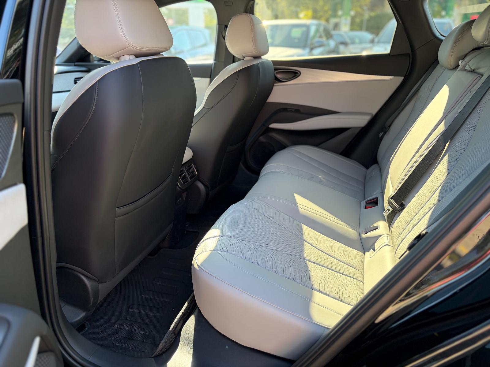BYD Seal 6 DM-i Touring Comfort-image-16