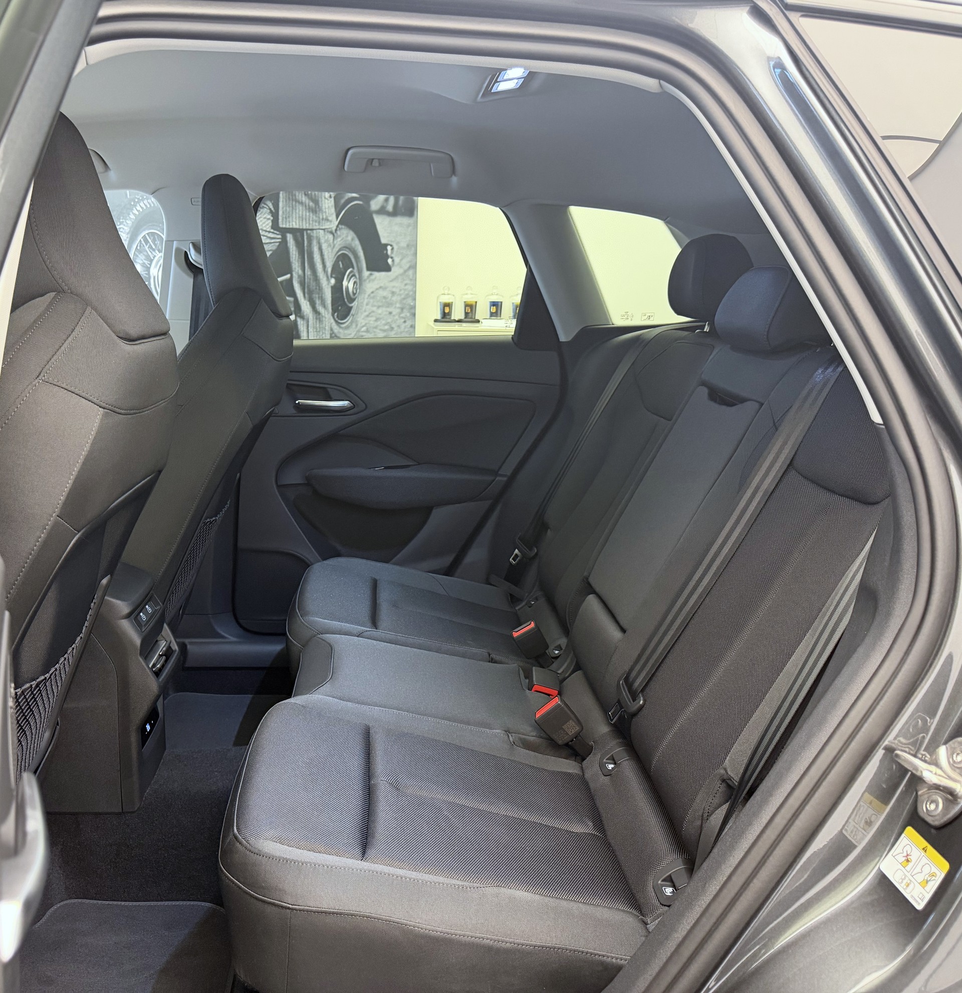 AUDI Q3 SUV 110 kW TFSI S tronic-image-19