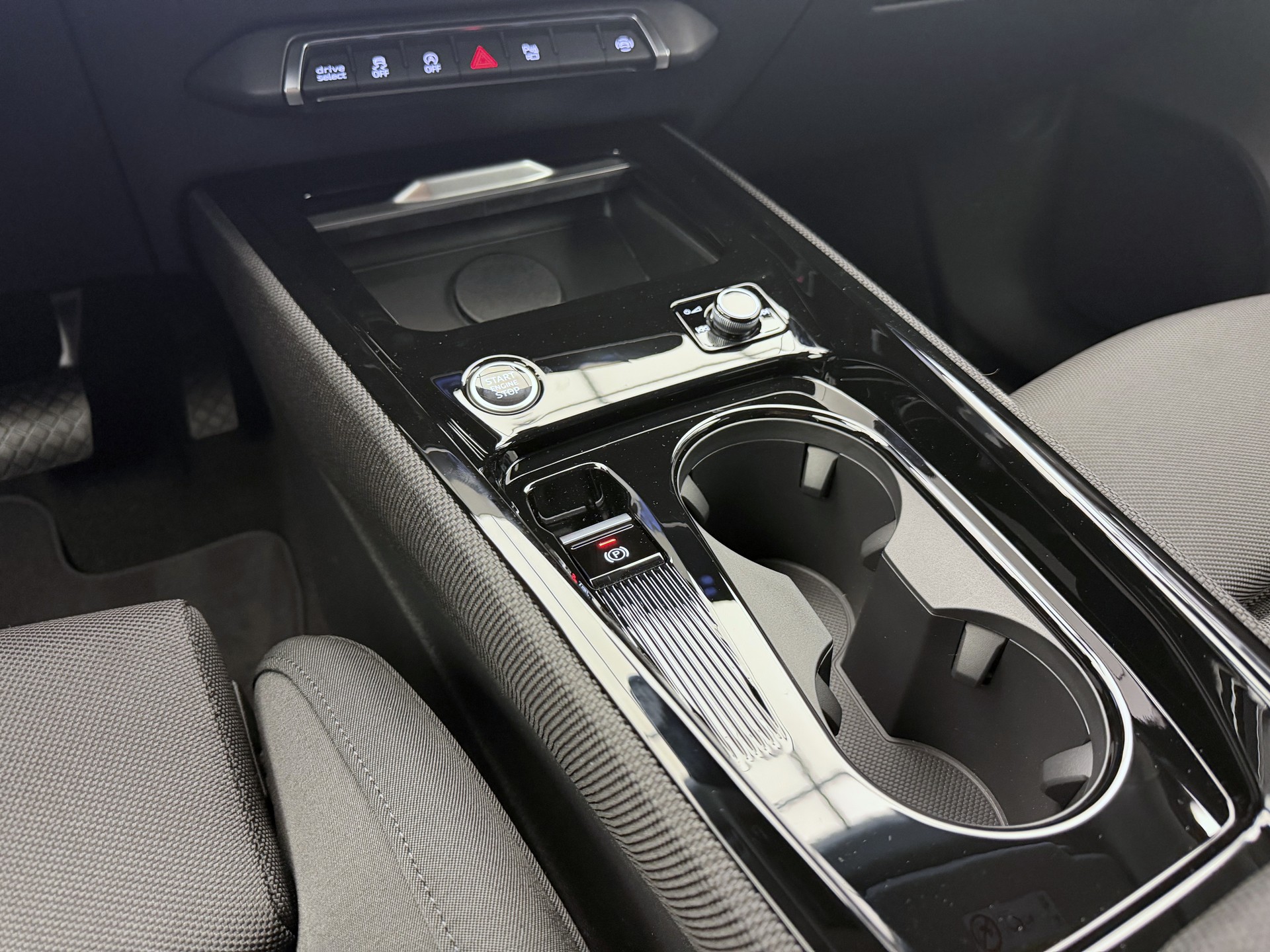 AUDI Q3 SUV 110 kW TFSI S tronic-image-13