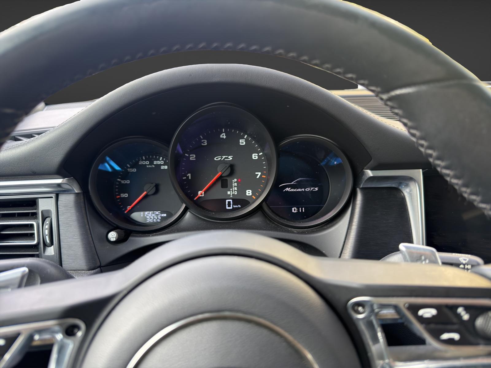 PORSCHE Macan GTS PDK-image-15
