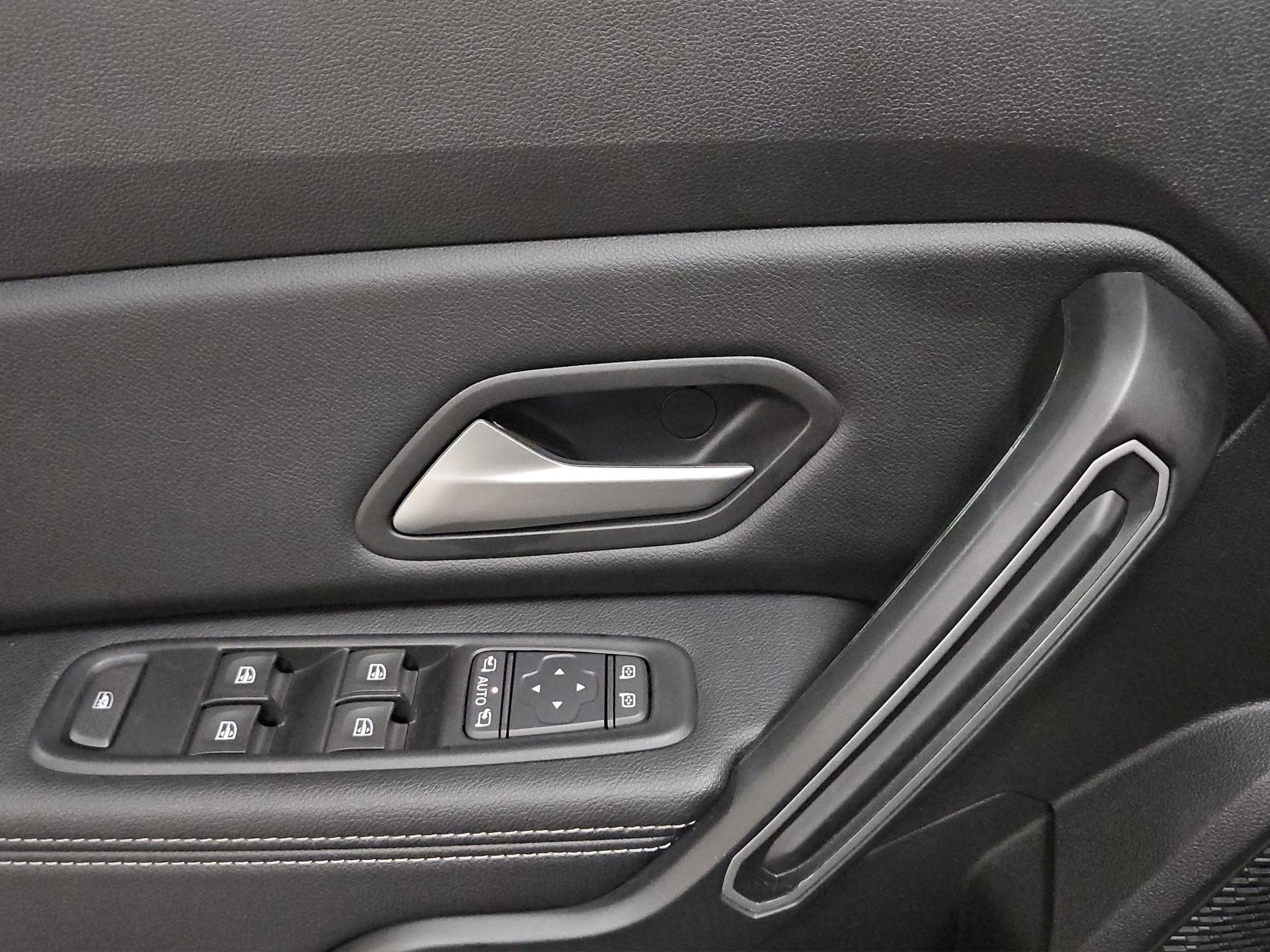 DACIA Duster TCe 150 Journey 4x4-image-18