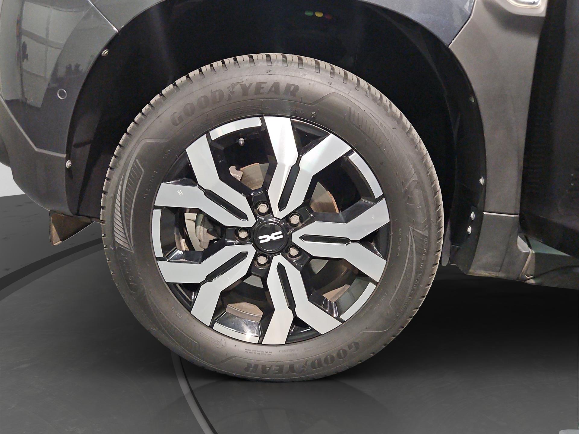 DACIA Duster TCe 150 Journey 4x4-image-23