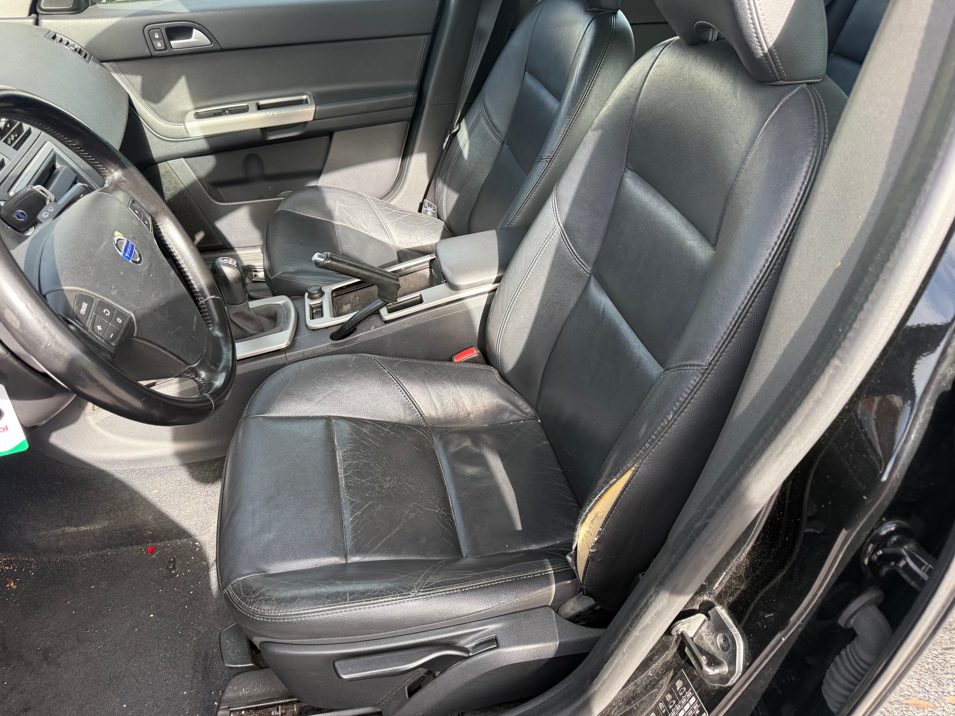 VOLVO V50 T5 AWD Kinetic-image-2
