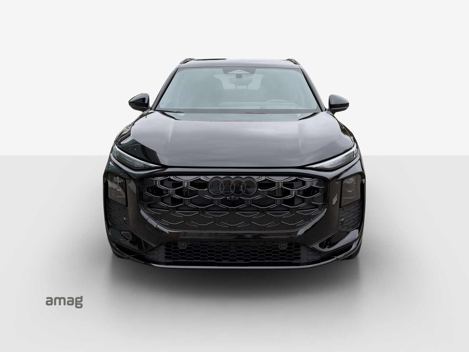 AUDI Q3 SUV e-hybrid 200 kW S tronig-image-6