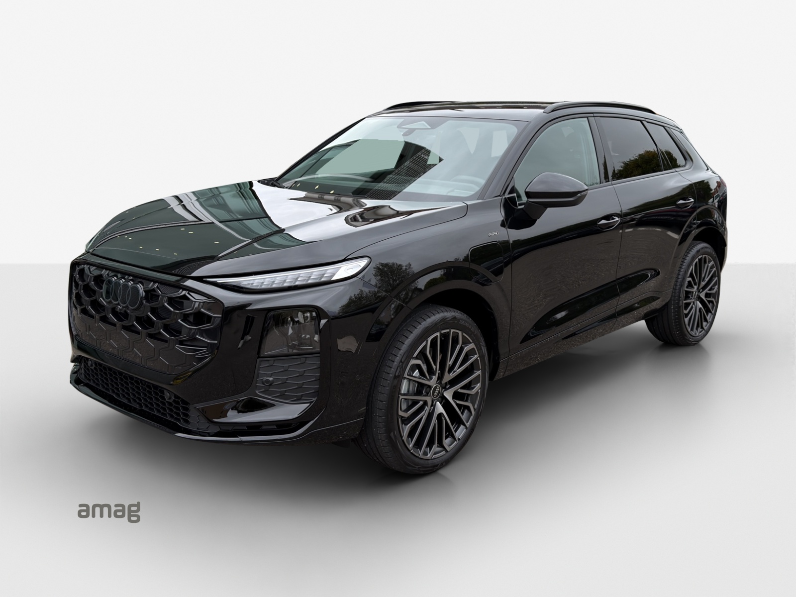 AUDI Q3 SUV e-hybrid 200 kW S tronig