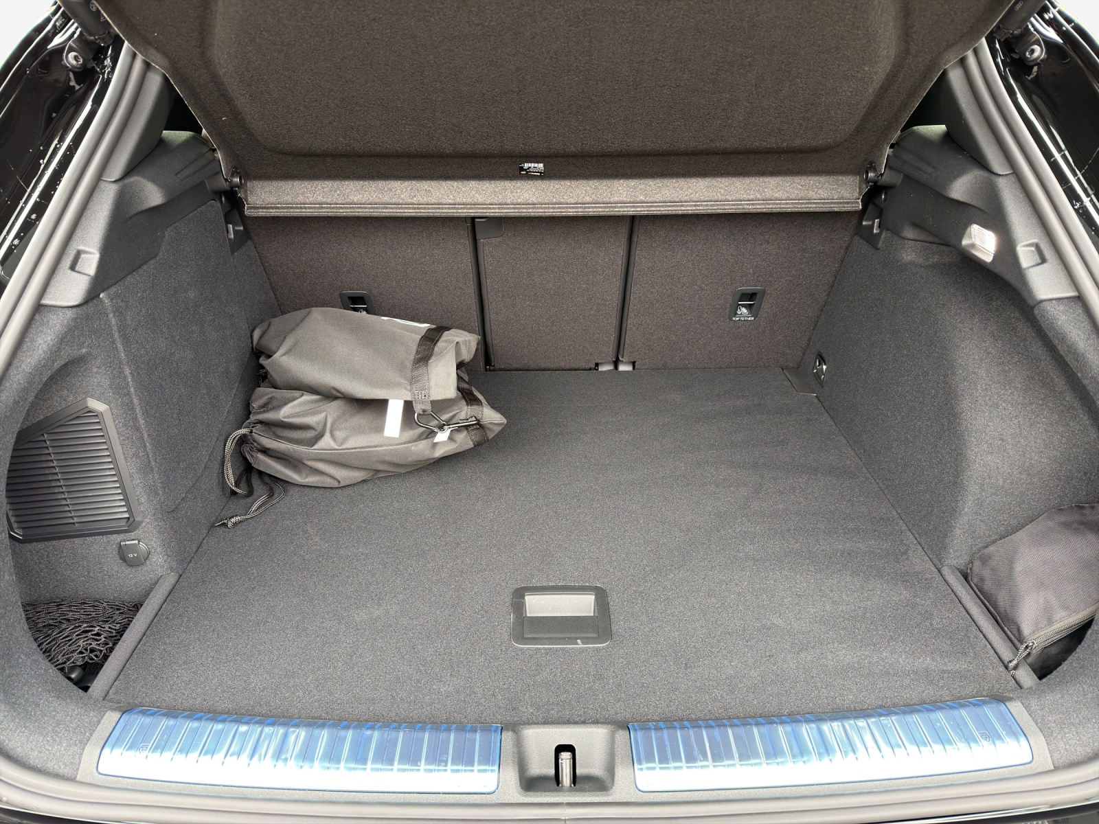 AUDI Q3 SUV e-hybrid 200 kW S tronig-image-12