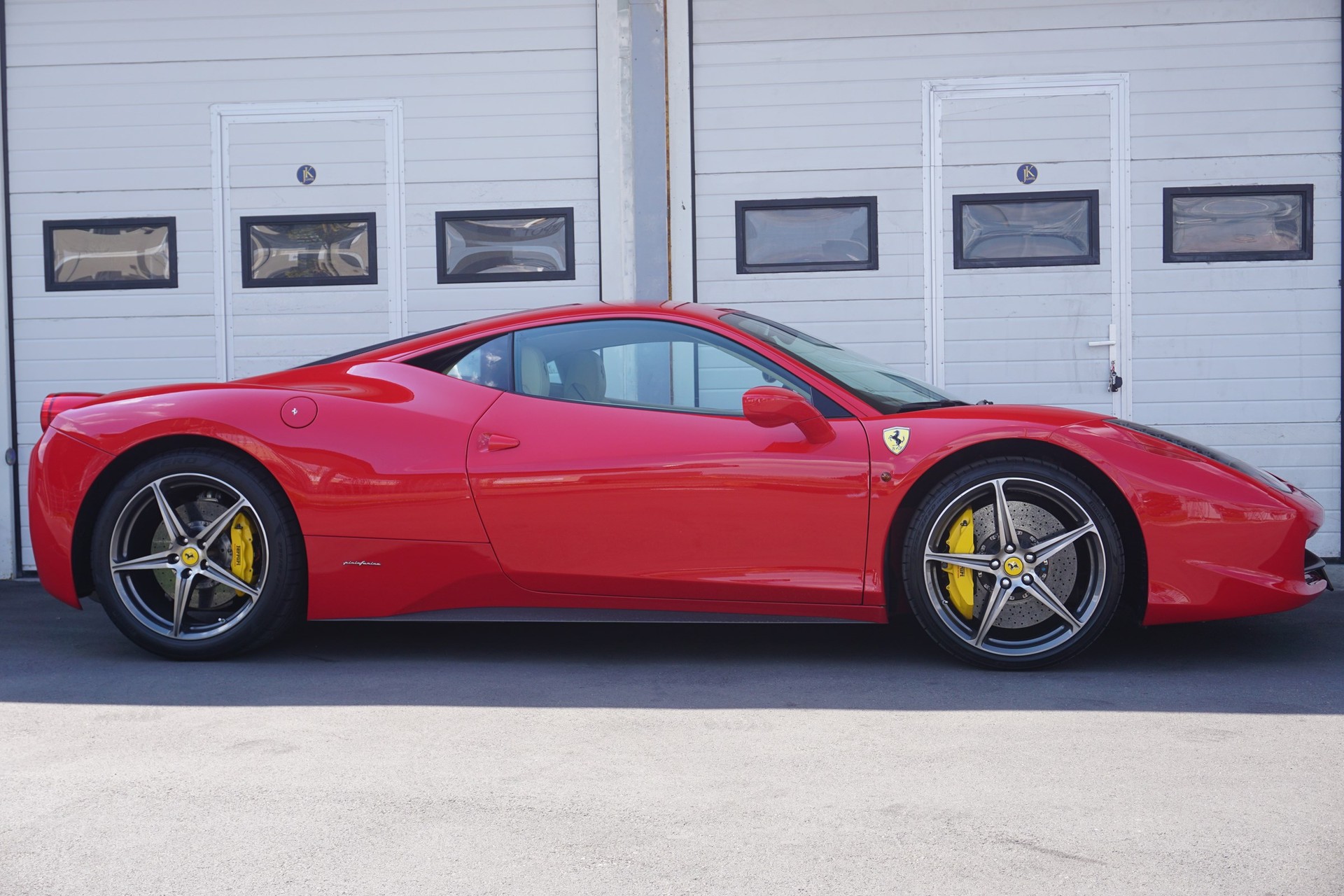 FERRARI 458 Italia 4.5 V8-image-4