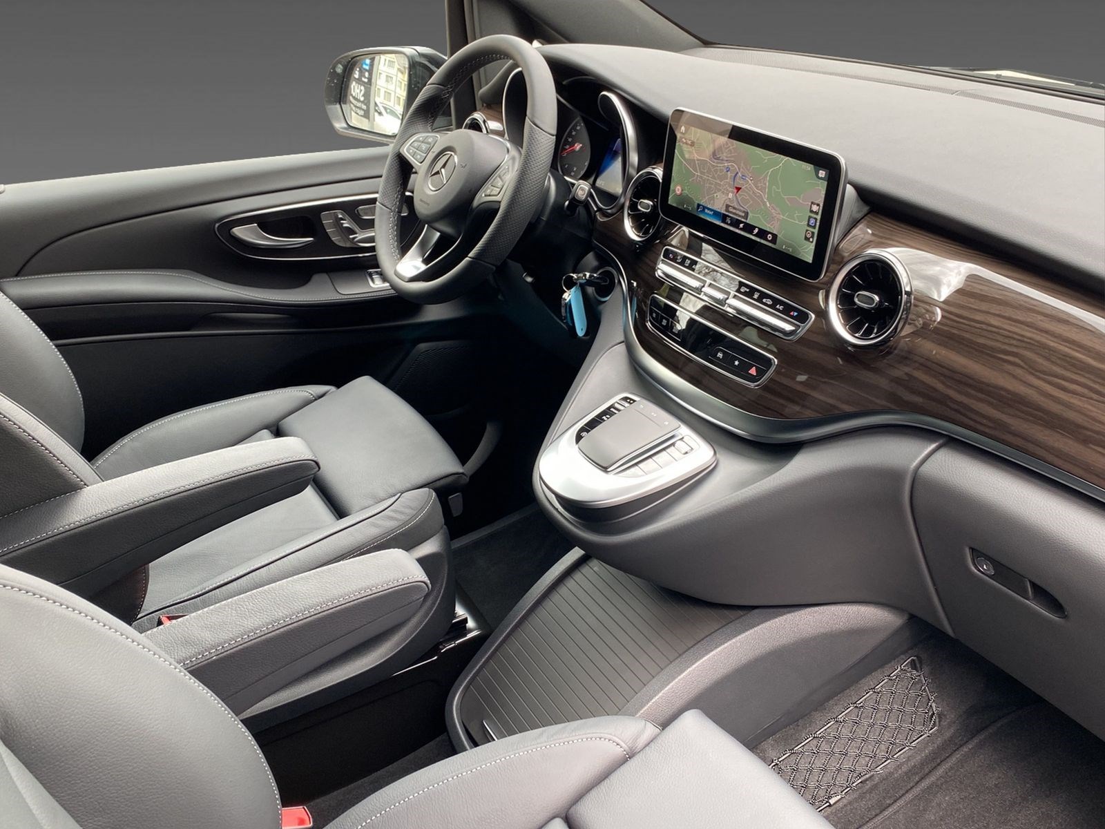 MERCEDES-BENZ V 250 d 4Matic Lang Avantgarde-image-7