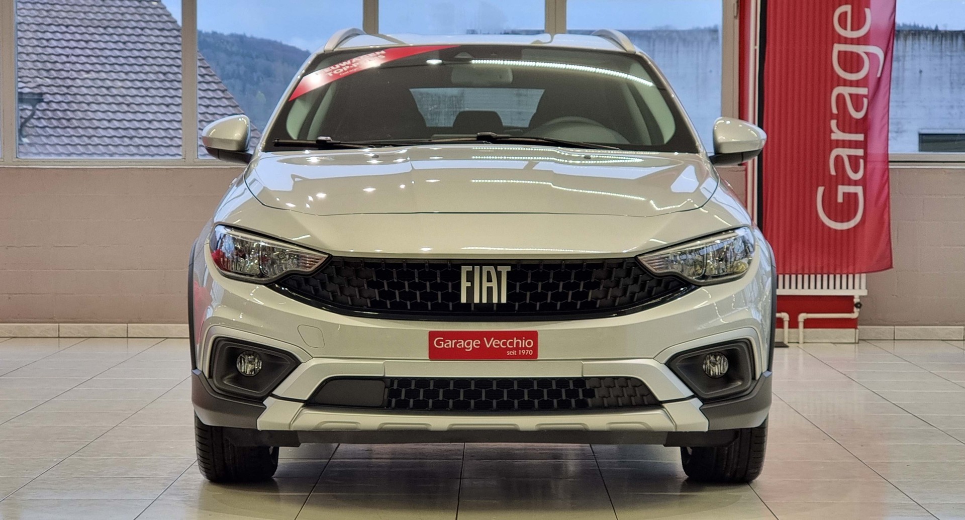 FIAT Tipo 1.5 Hybrid Cross-image-0