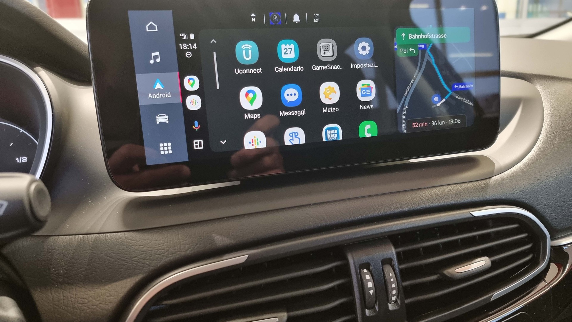 FIAT Tipo 1.5 Hybrid Cross-image-9