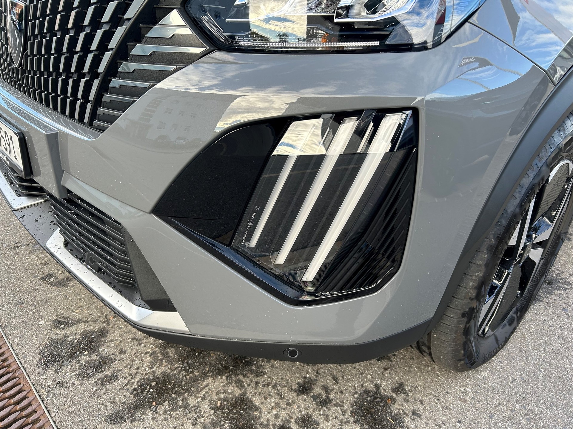 PEUGEOT 2008 156 e Allure-image-21