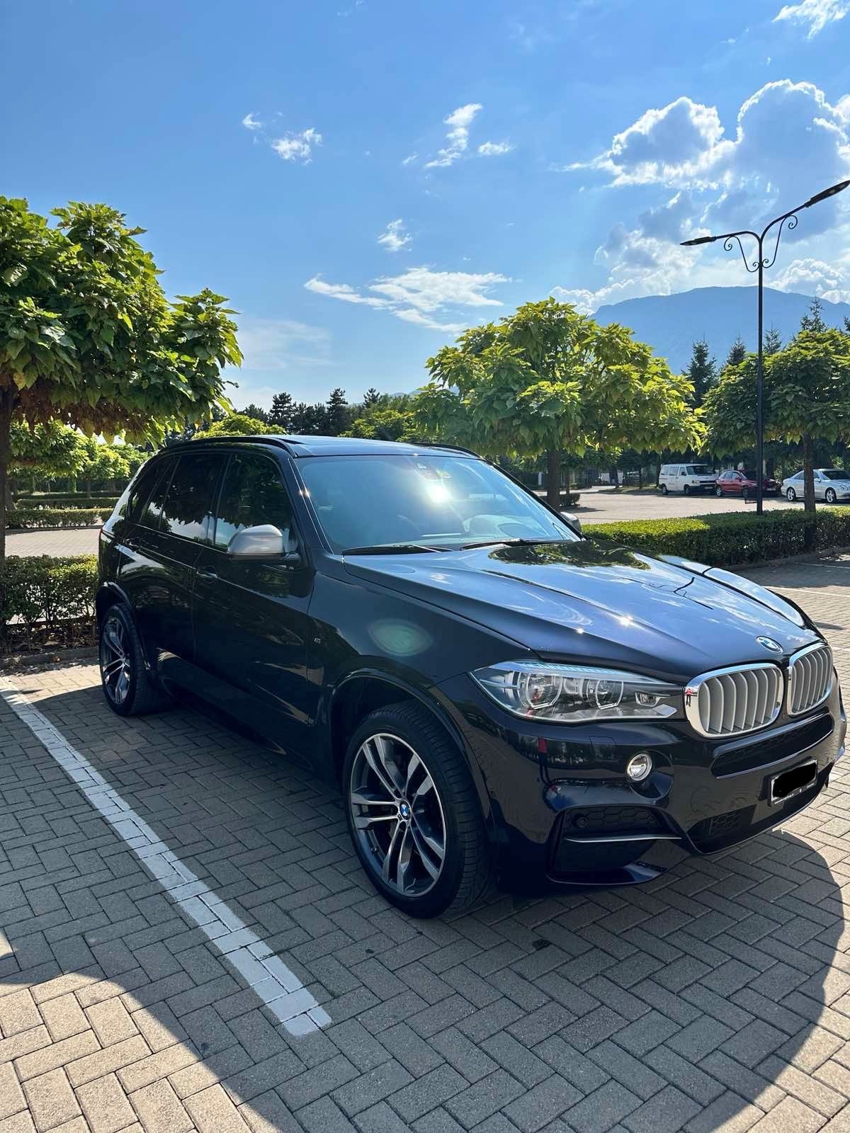 BMW X5 xDrive M50d Steptronic-image-2