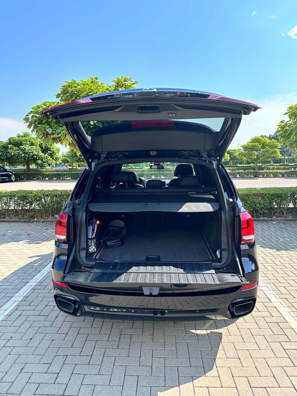 BMW X5 xDrive M50d Steptronic-image-6