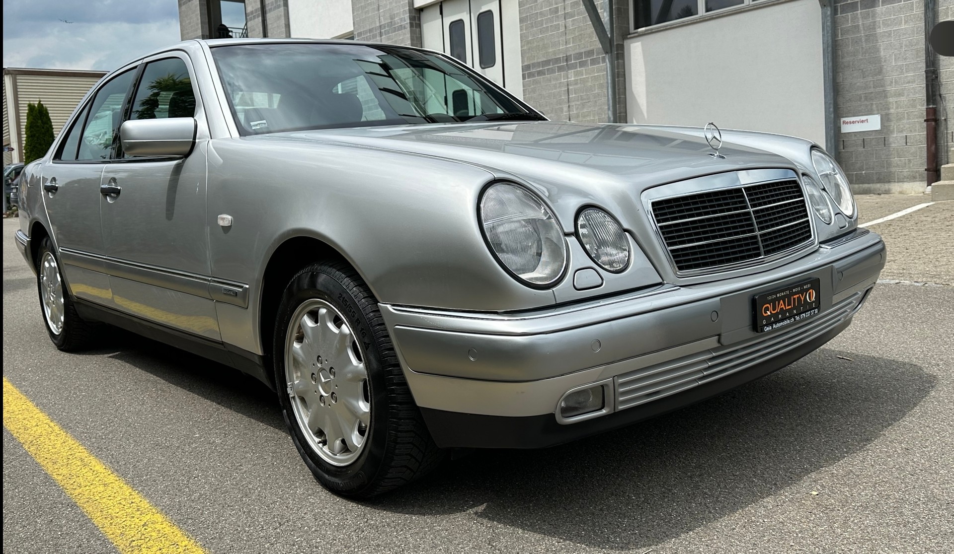 MERCEDES-BENZ E 280 Elégance 4-Matic Automatic-image-1