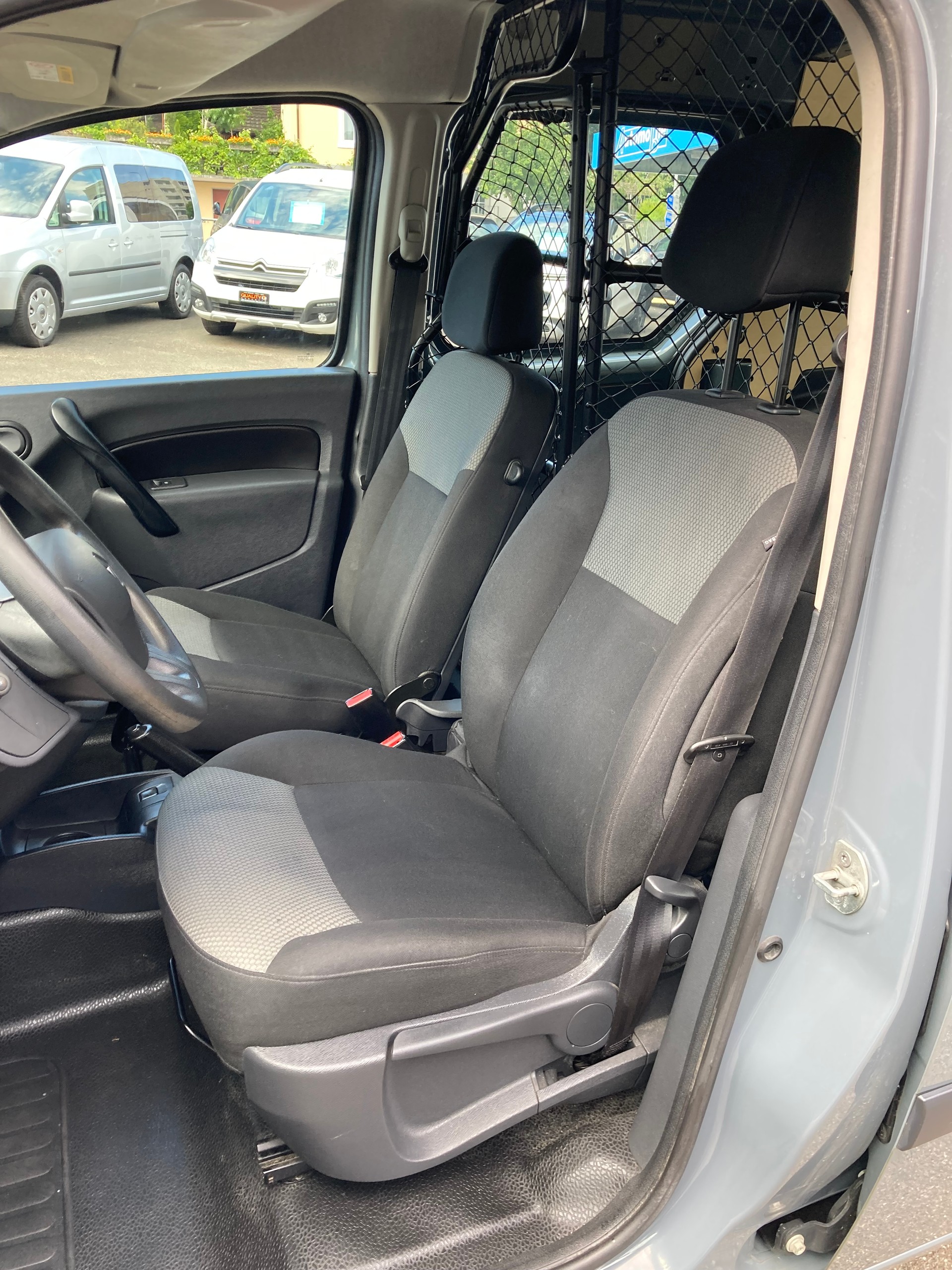 RENAULT Kangoo Medium dCi 80 ENERGY Business-image-7