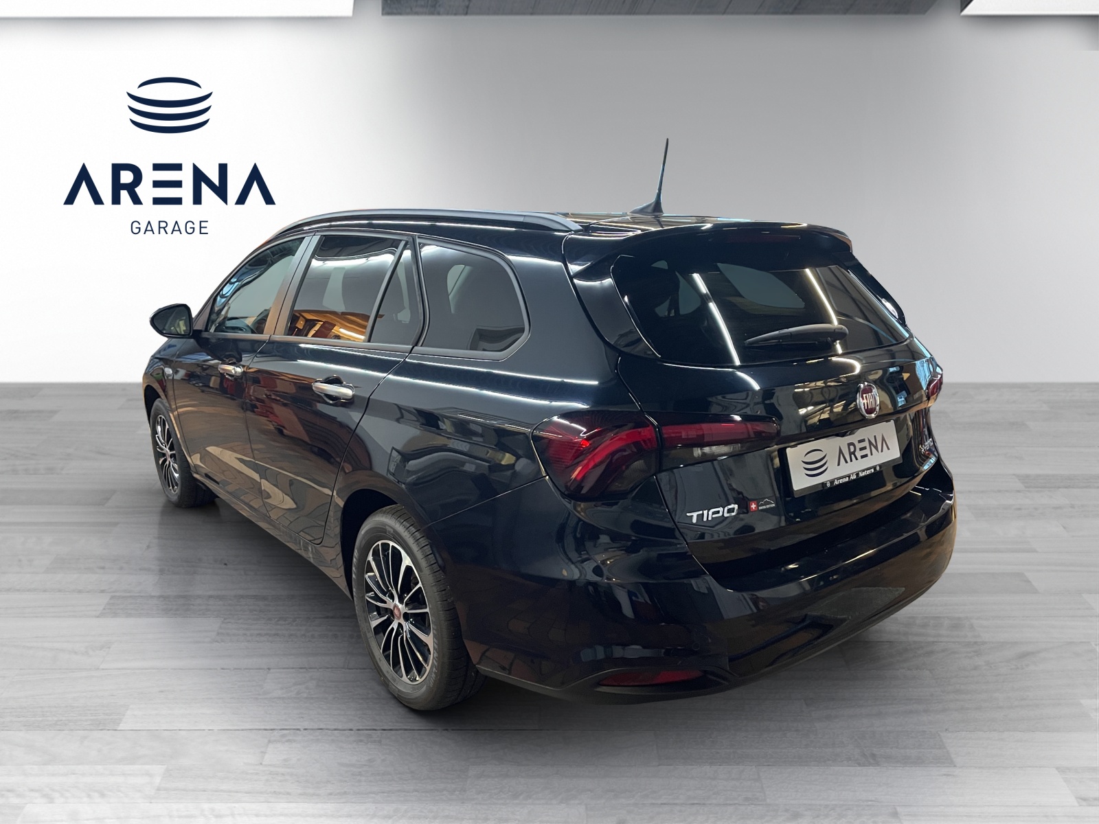 FIAT Tipo 1.5 Hybrid Station Wagon Swiss Edition-image-3