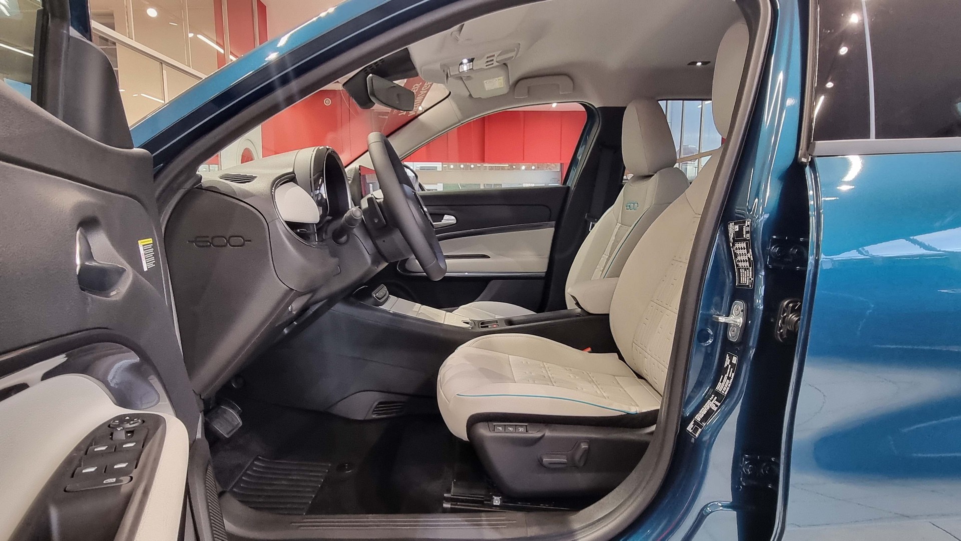 FIAT 600 1.2 Hybrid 110 La Prima-image-12