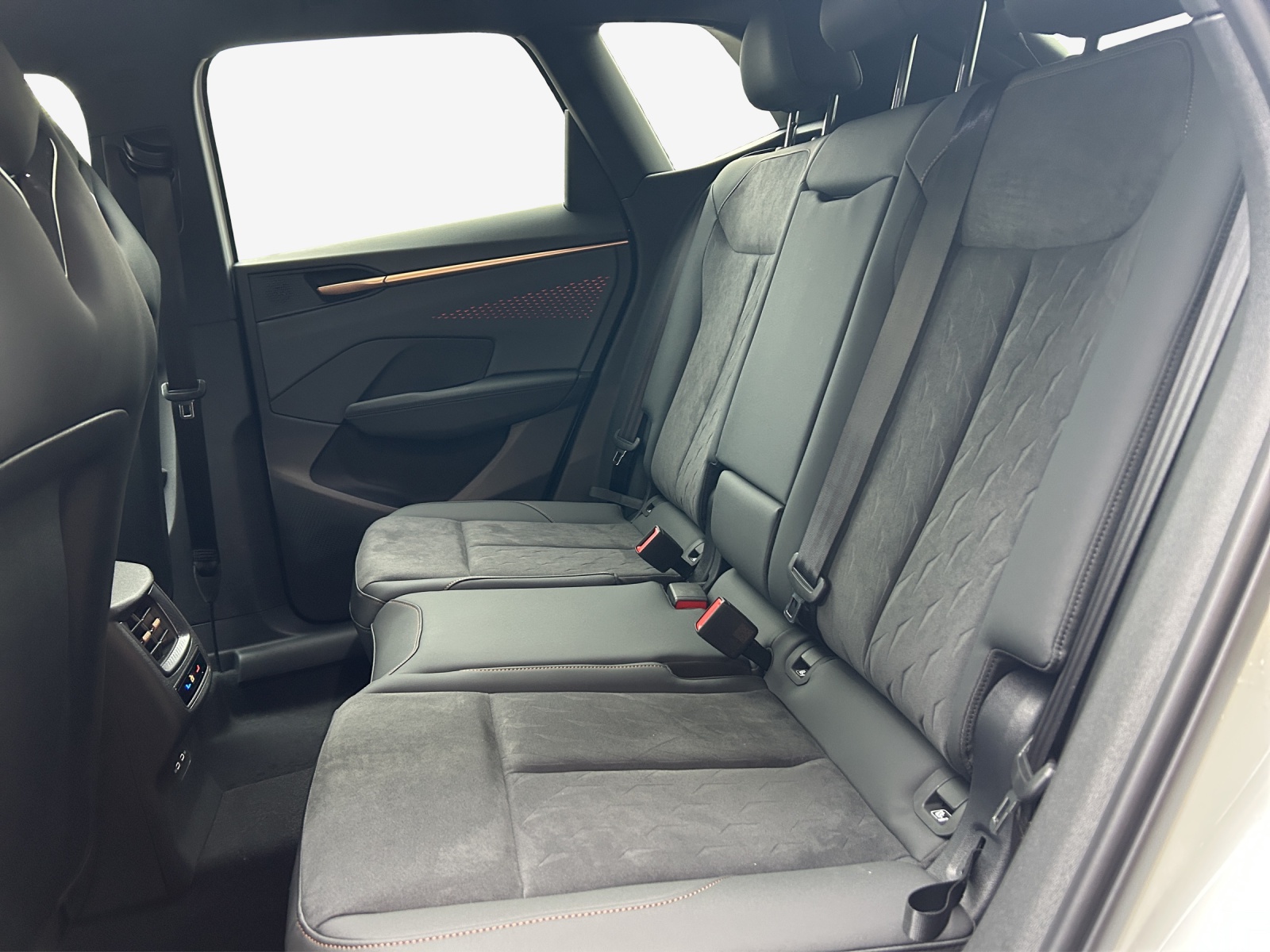 CUPRA Terramar 2.0 TSI DSG 4Drive VZ-image-11