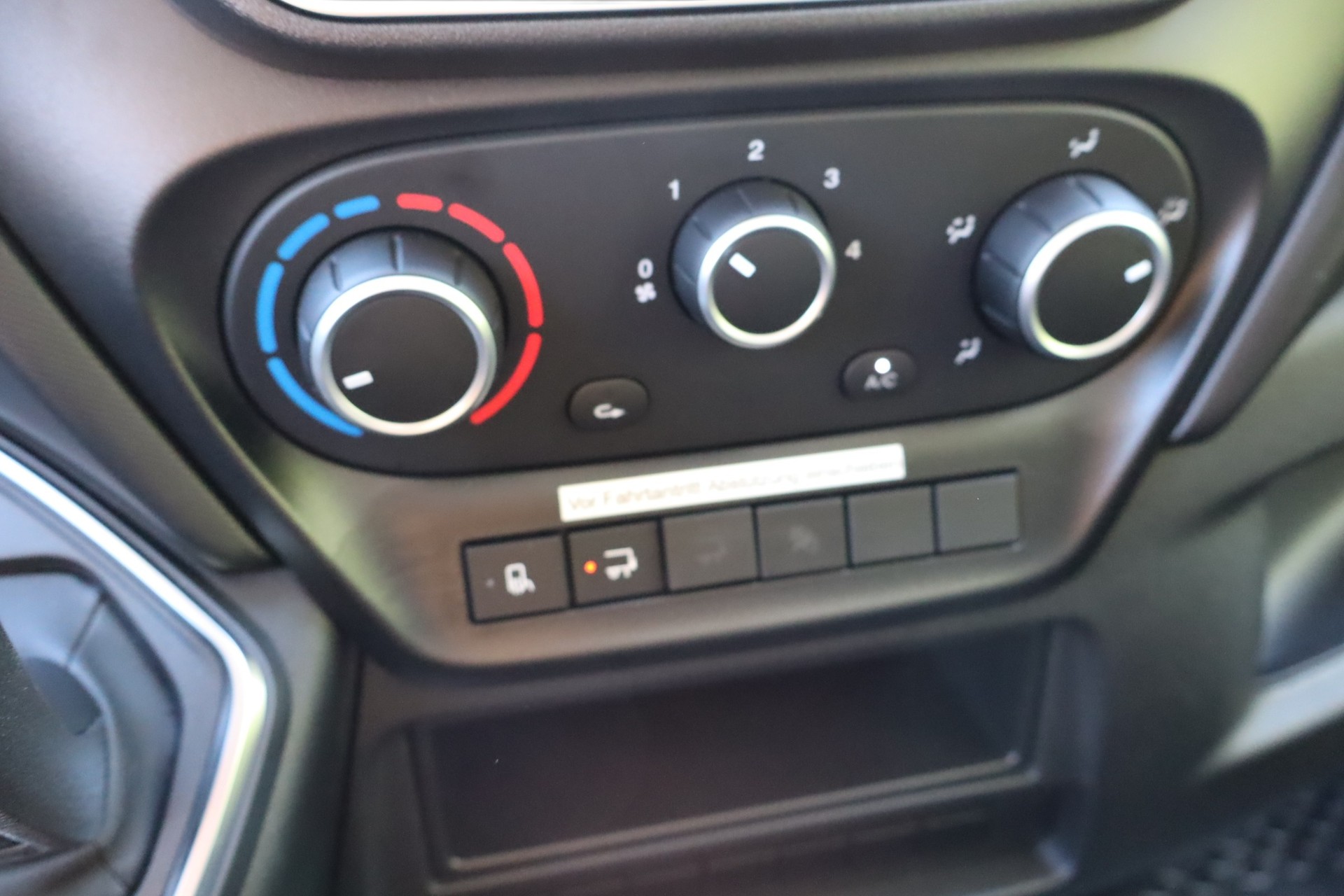 IVECO Daily Eco 35 S 18 Automatik-image-13