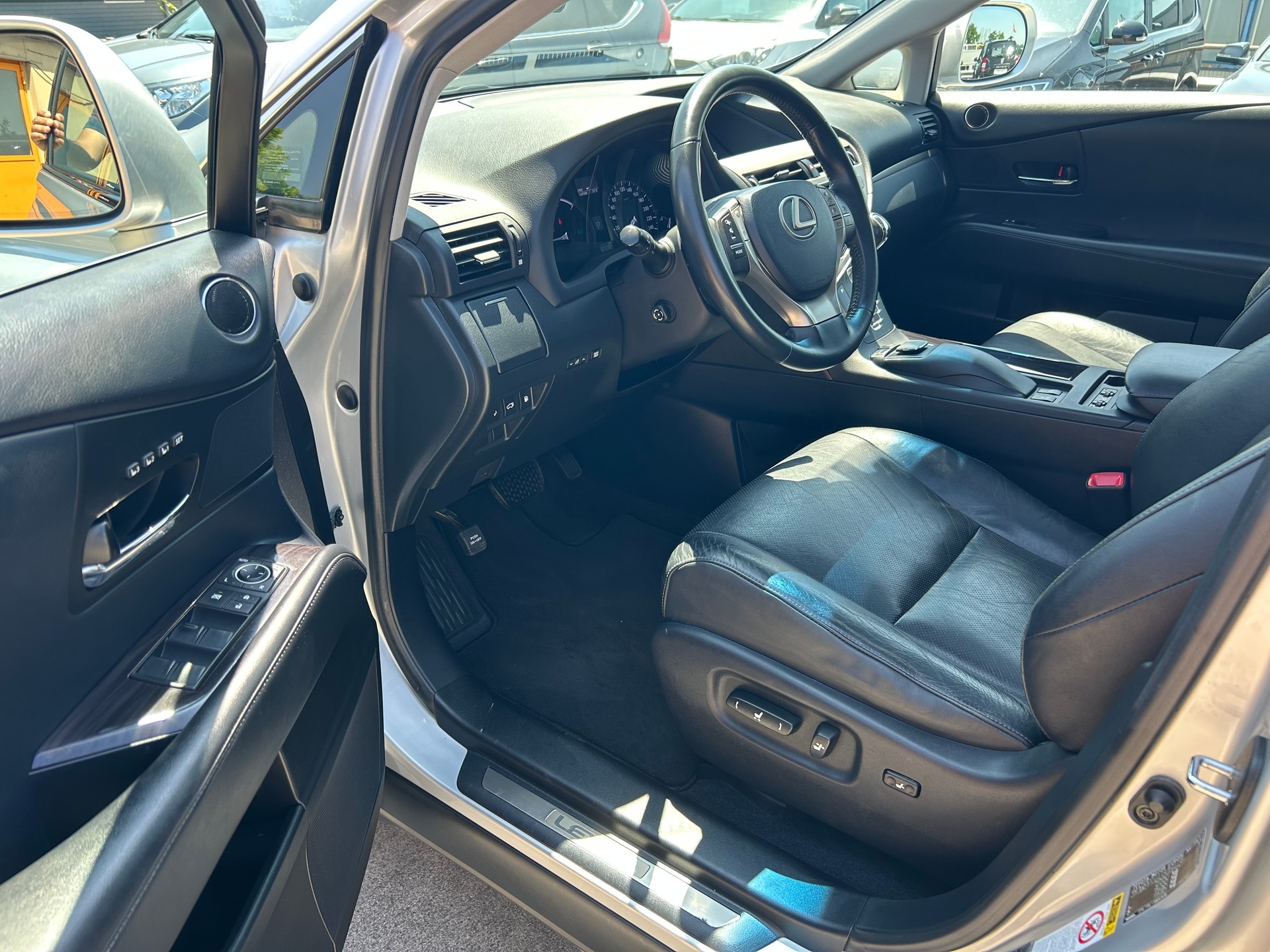 LEXUS RX 450h impression AWD Automatic-image-11