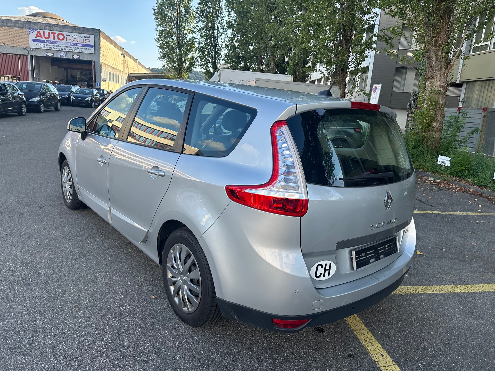 RENAULT Scénic 1.5 dCi Bose EDC-image-7