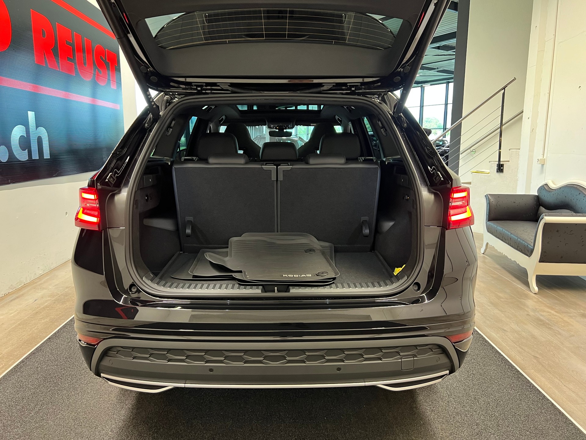 SKODA Kodiaq 2.0 TDI Sportline 4x4-image-9