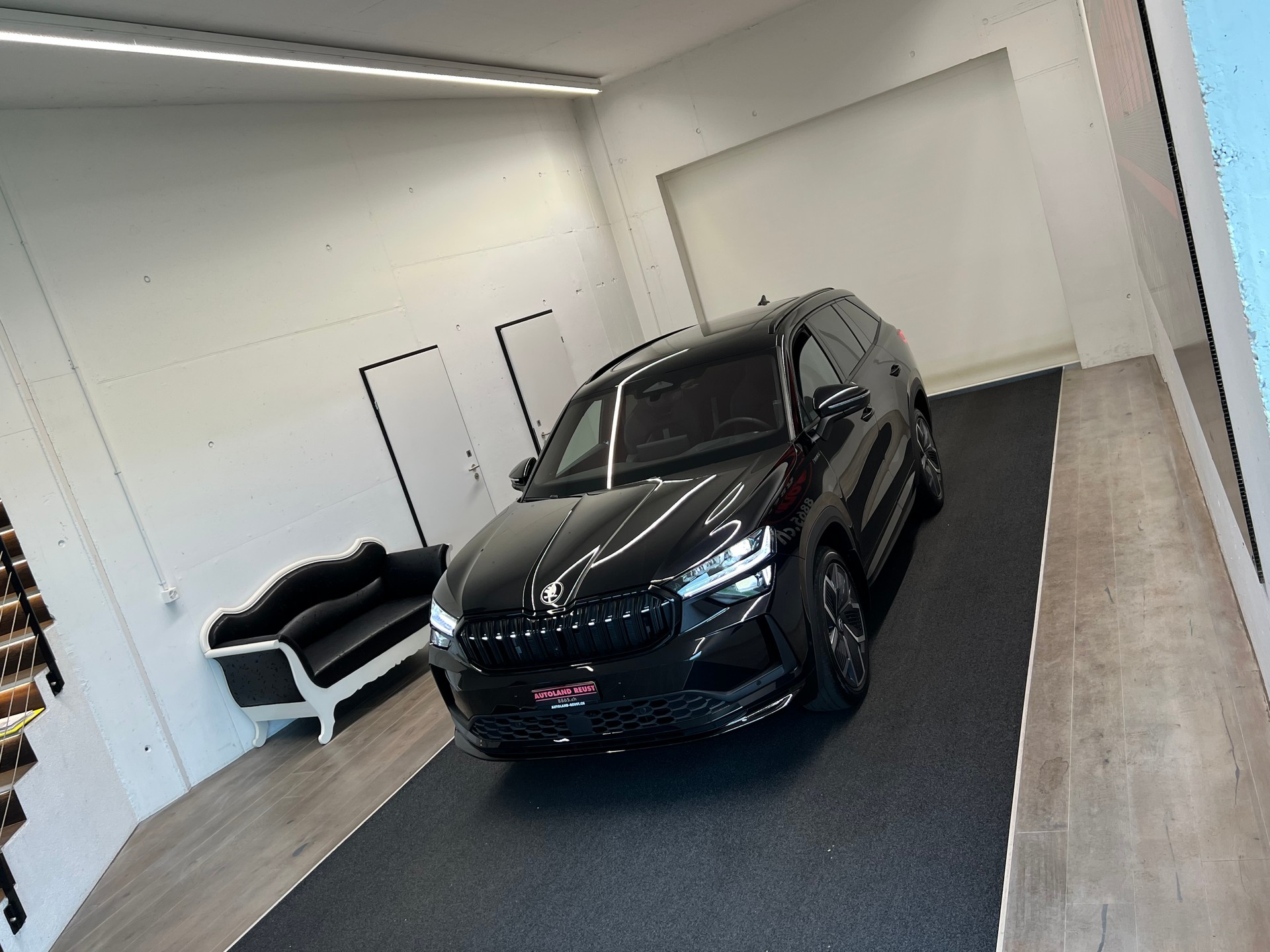 SKODA Kodiaq 2.0 TDI Sportline 4x4-image-3