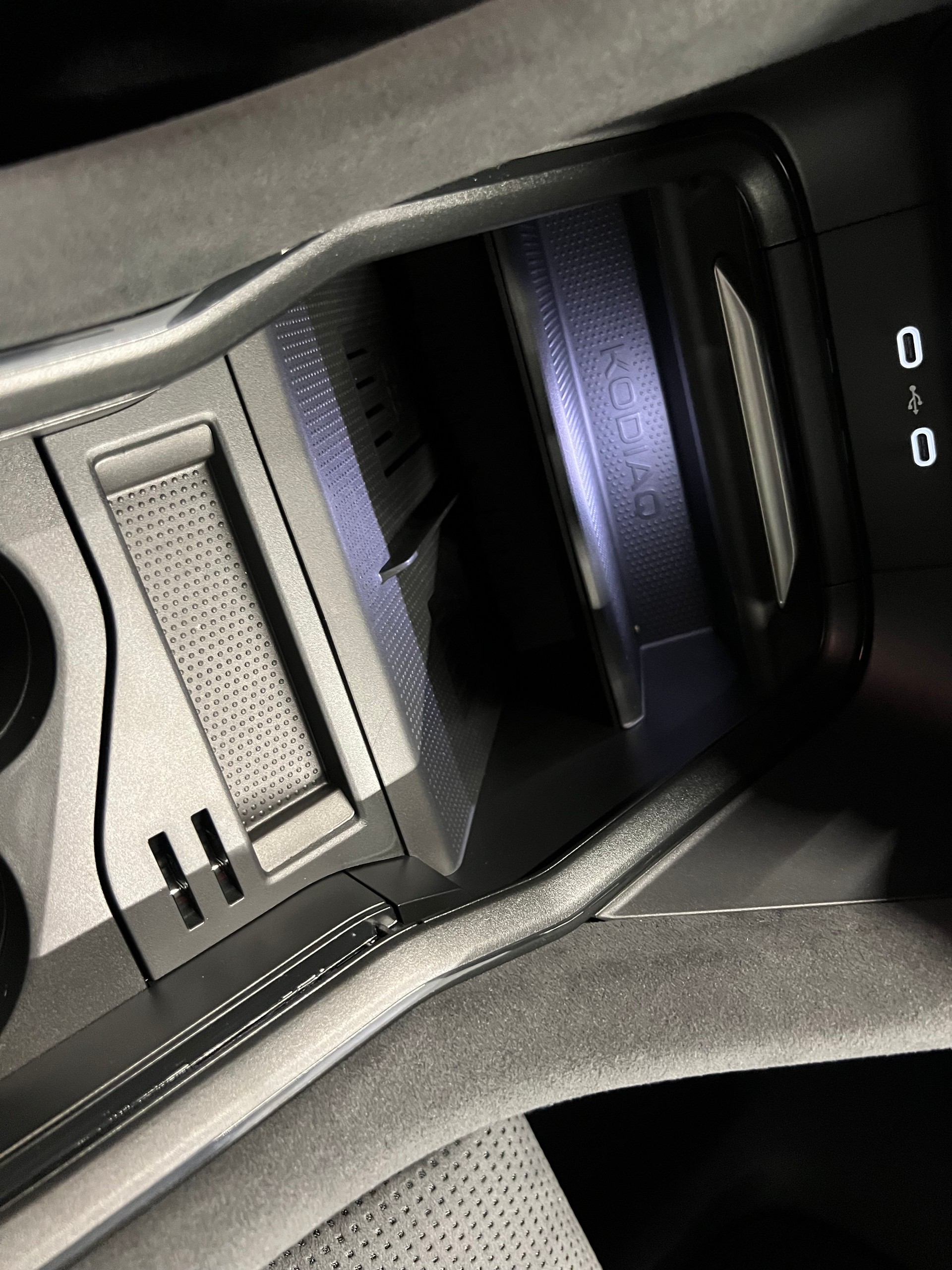 SKODA Kodiaq 2.0 TDI Sportline 4x4-image-25