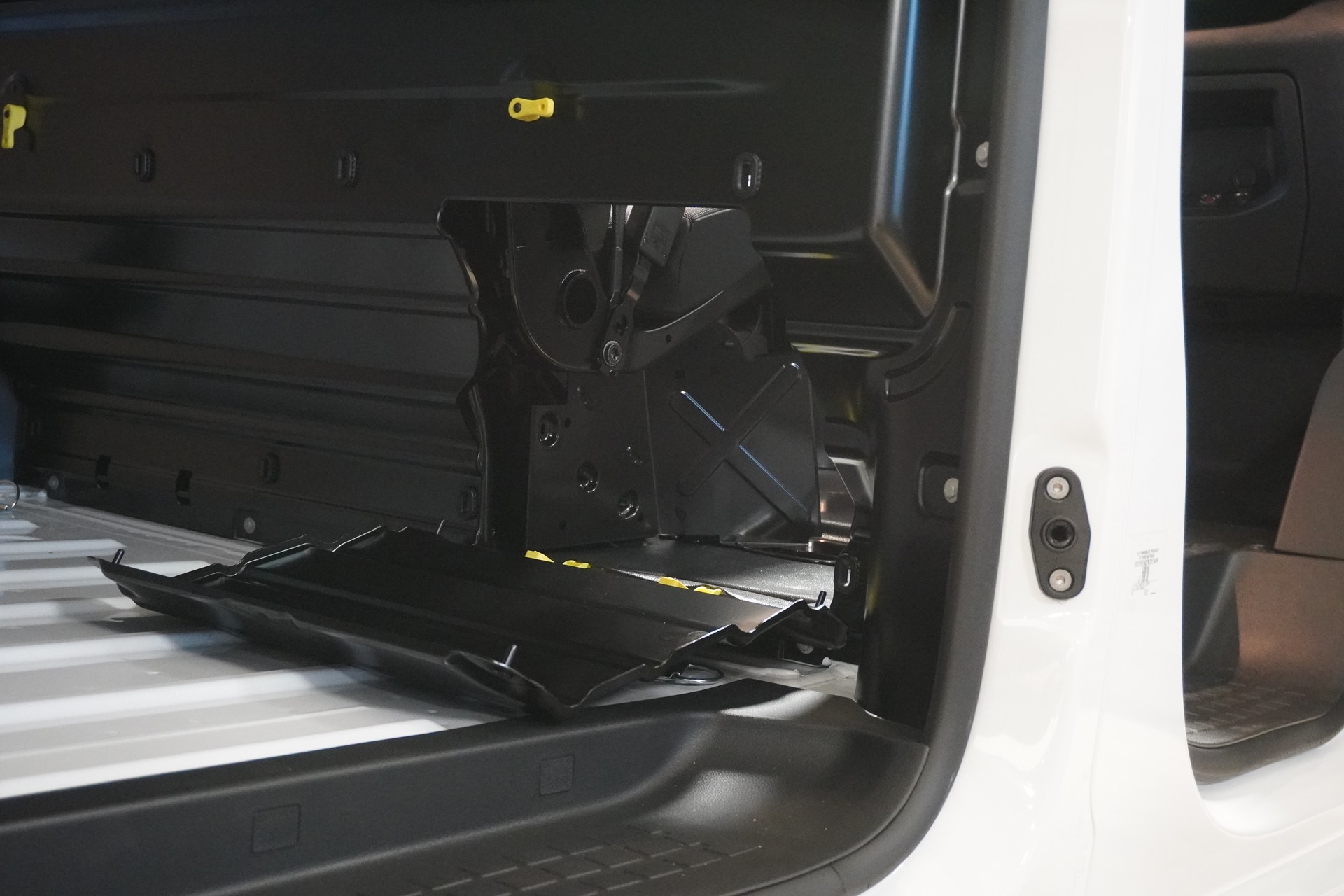 OPEL Vivaro Cargo 2.0 D s/s M-image-14