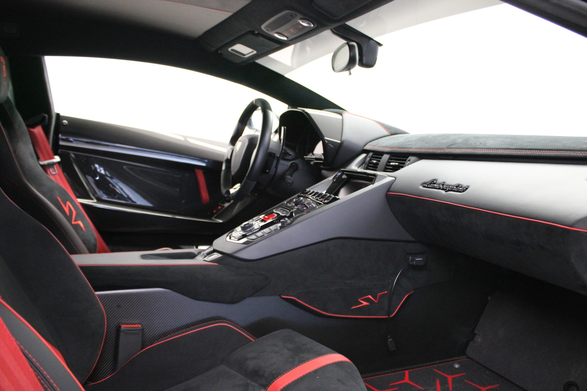 LAMBORGHINI Aventador LP750-4 Superveloce Coupé E-Gear-image-7