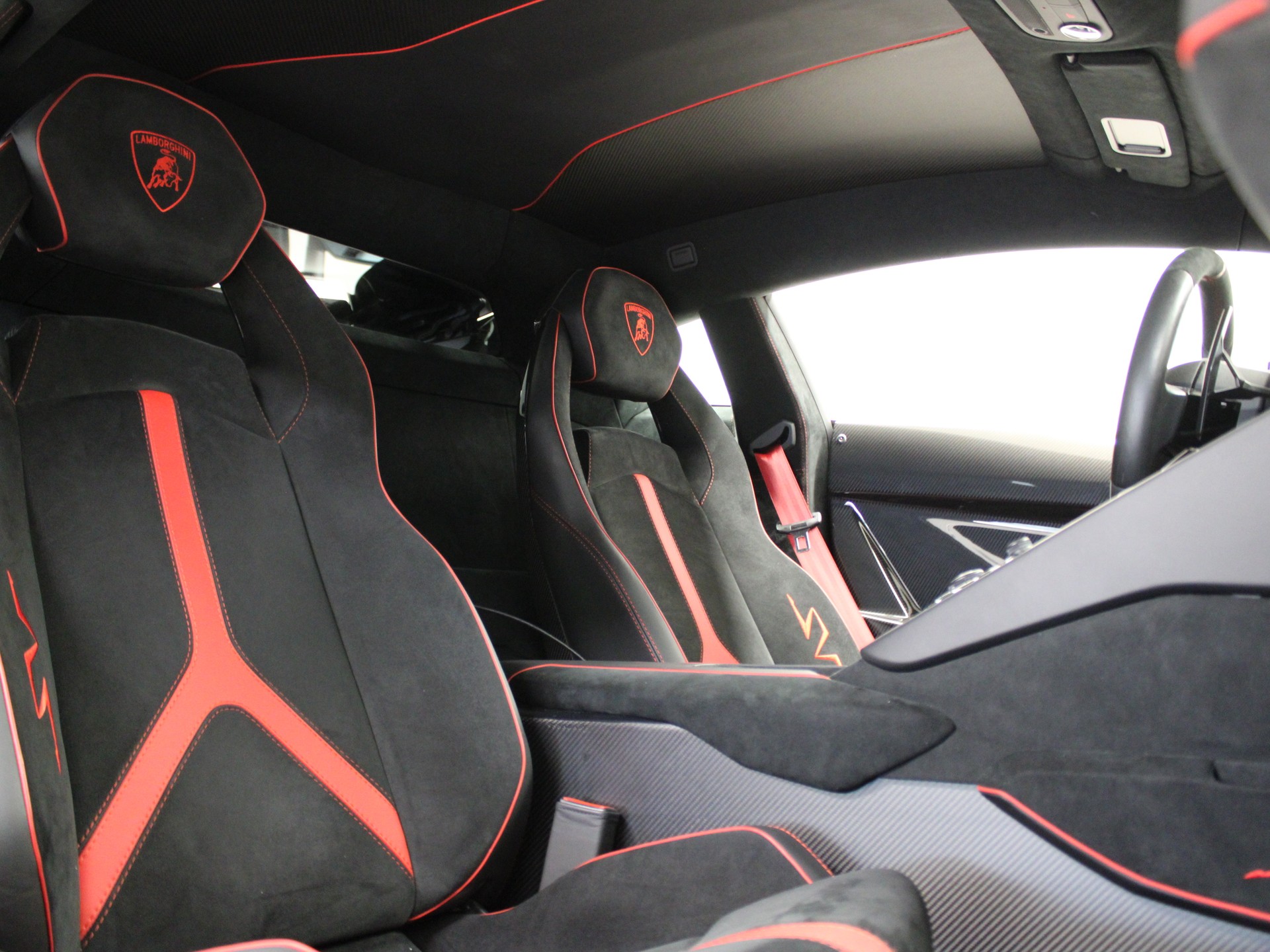 LAMBORGHINI Aventador LP750-4 Superveloce Coupé E-Gear-image-6