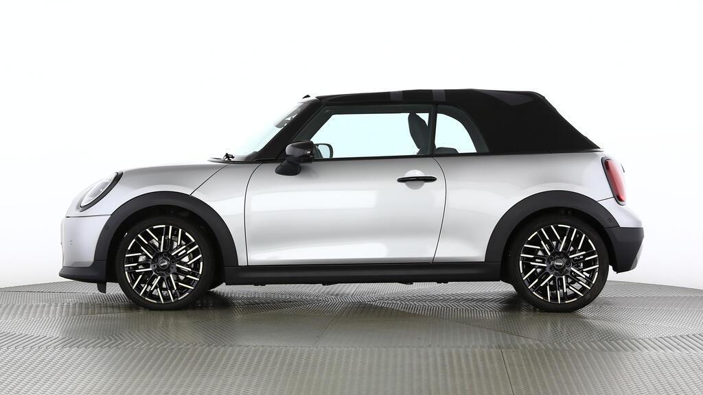 MINI Cooper S Cabrio-image-2
