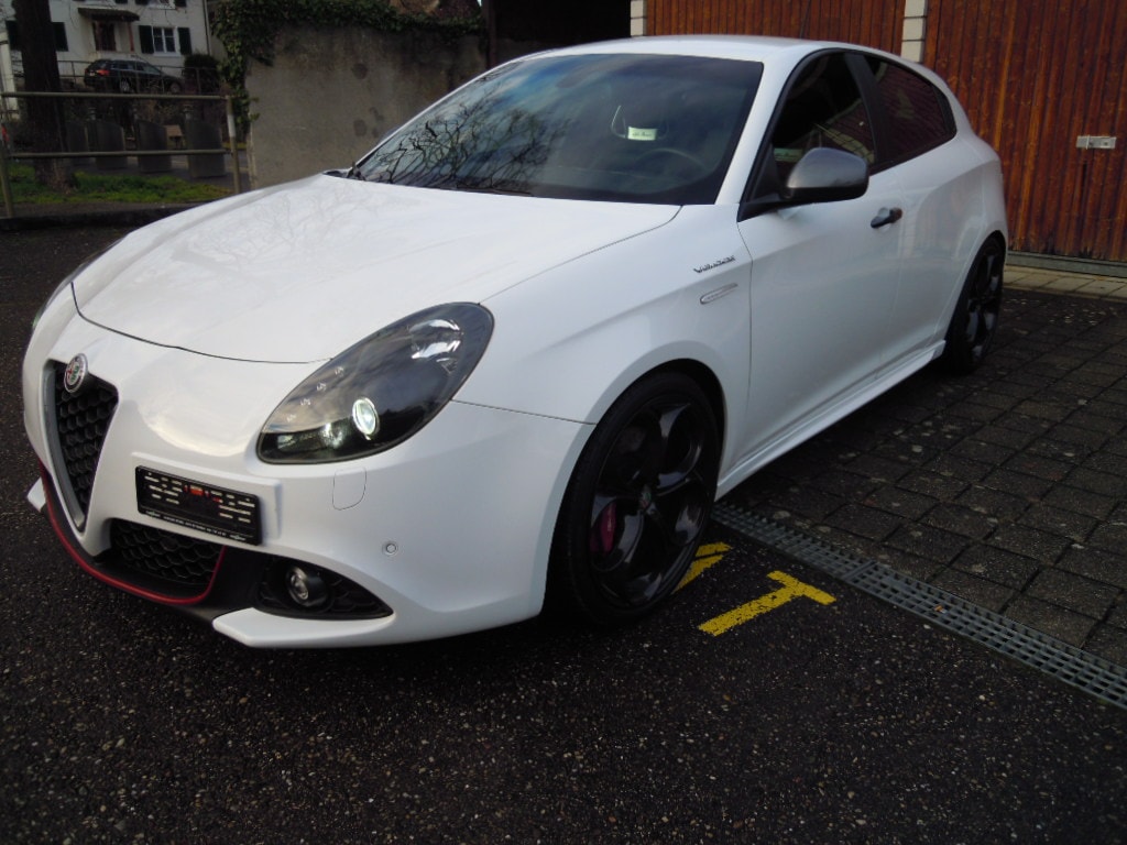 ALFA ROMEO Giulietta 1750 TBi Veloce TCT-image-4