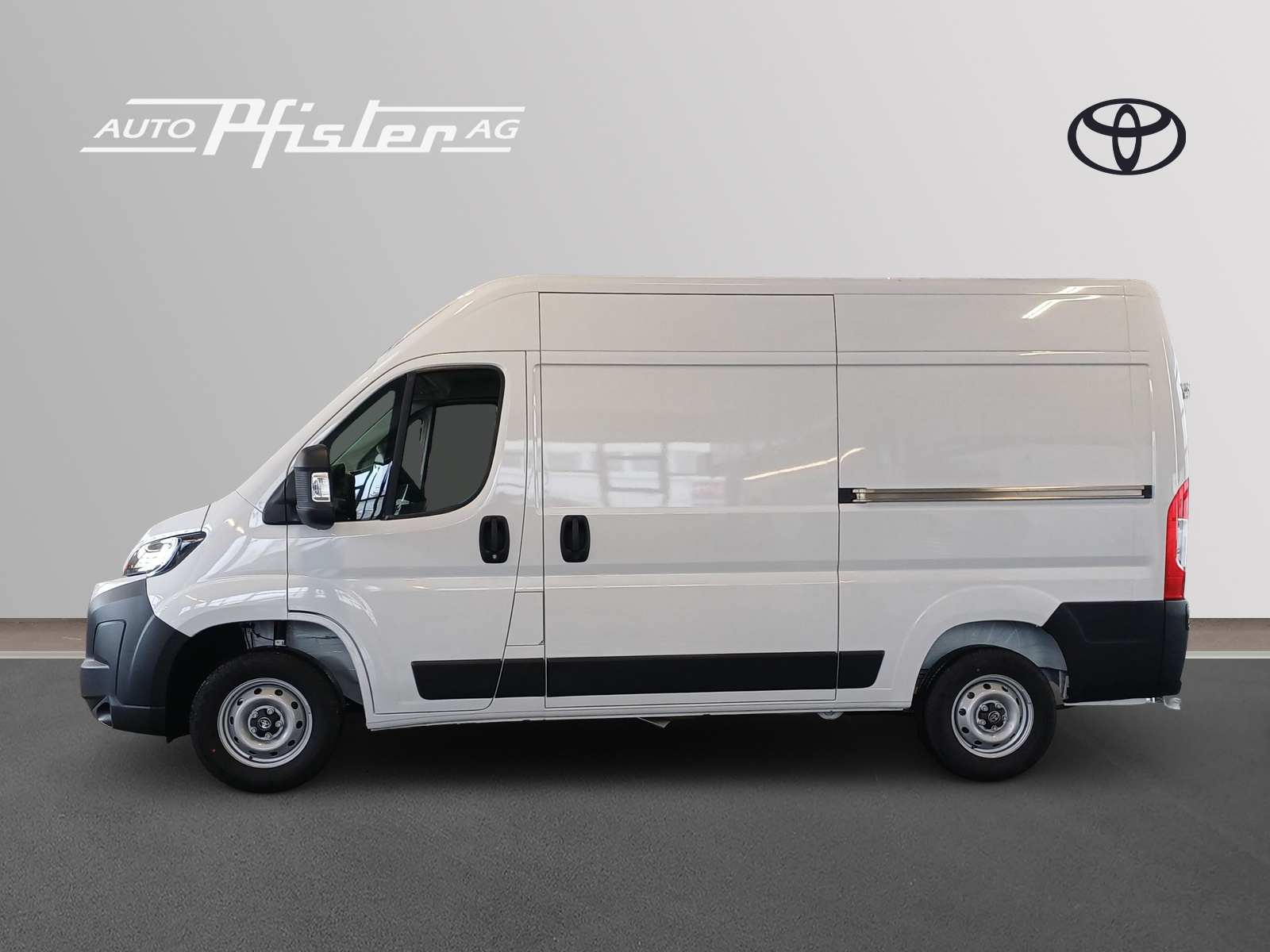 TOYOTA PROACE MAX Van 3.3 L2H2 2.2 D Active-image-2