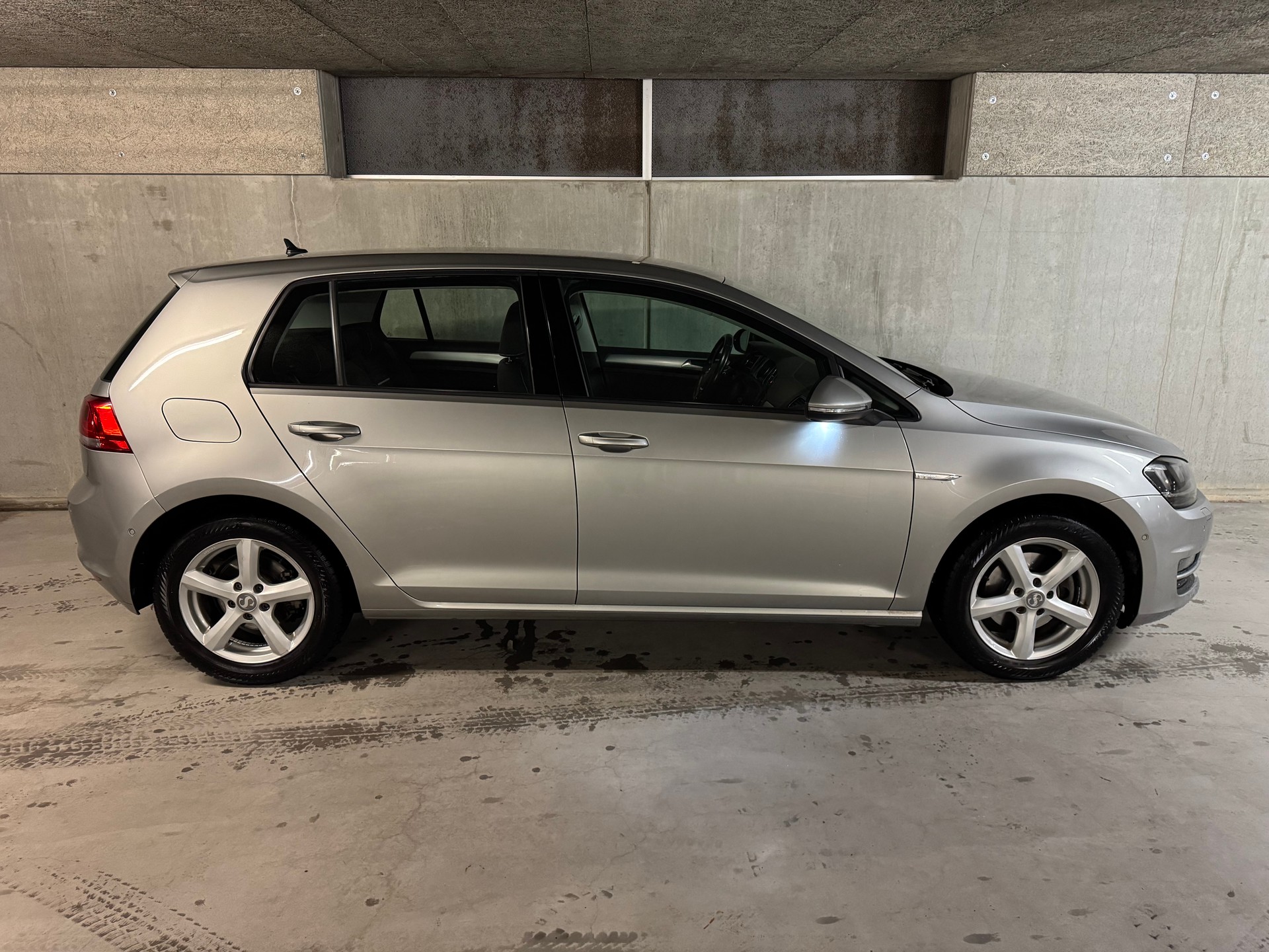 VW Golf 1.4 TSI Cup R-Line DSG-image-4