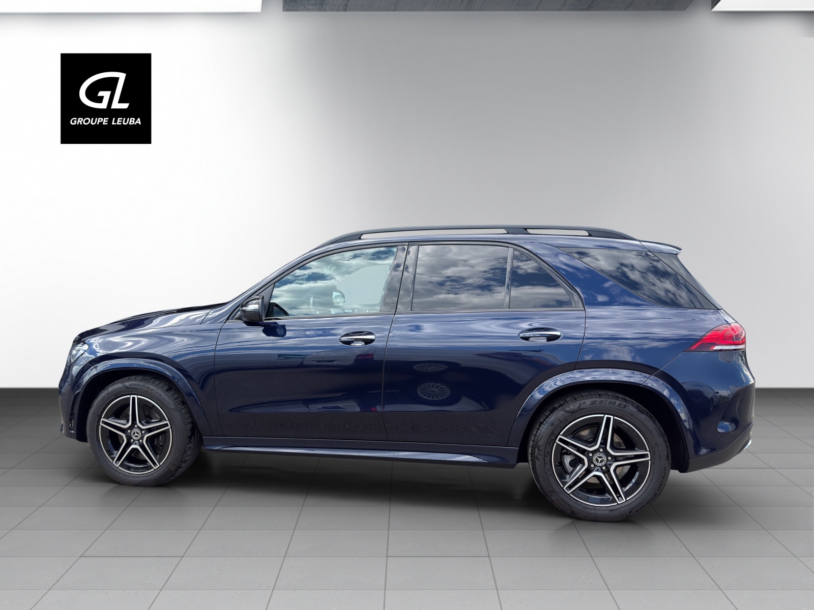 MERCEDES-BENZ GLE 450 AMG Line 4Matic-image-4