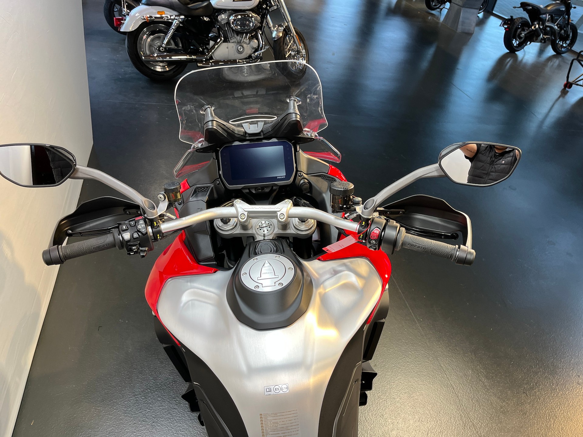 DUCATI Multistrada V4 Rally Full Adventure-image-4
