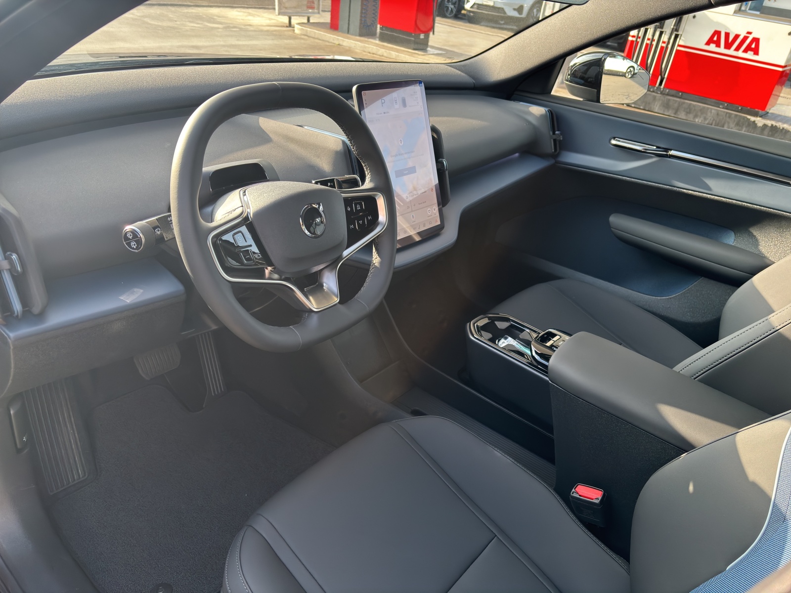 VOLVO EX30 E60 Plus Worker-image-9