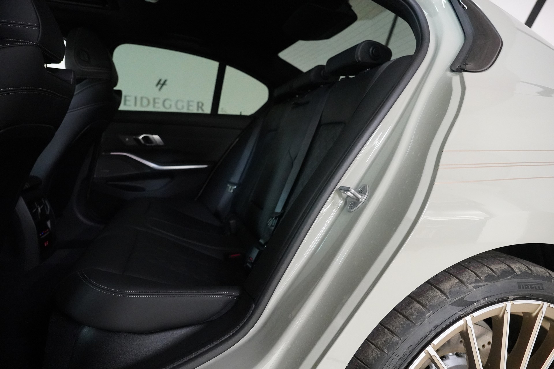BMW-ALPINA B3 BiTurbo 3.0 xDrive GT Switch-Tronic-image-12