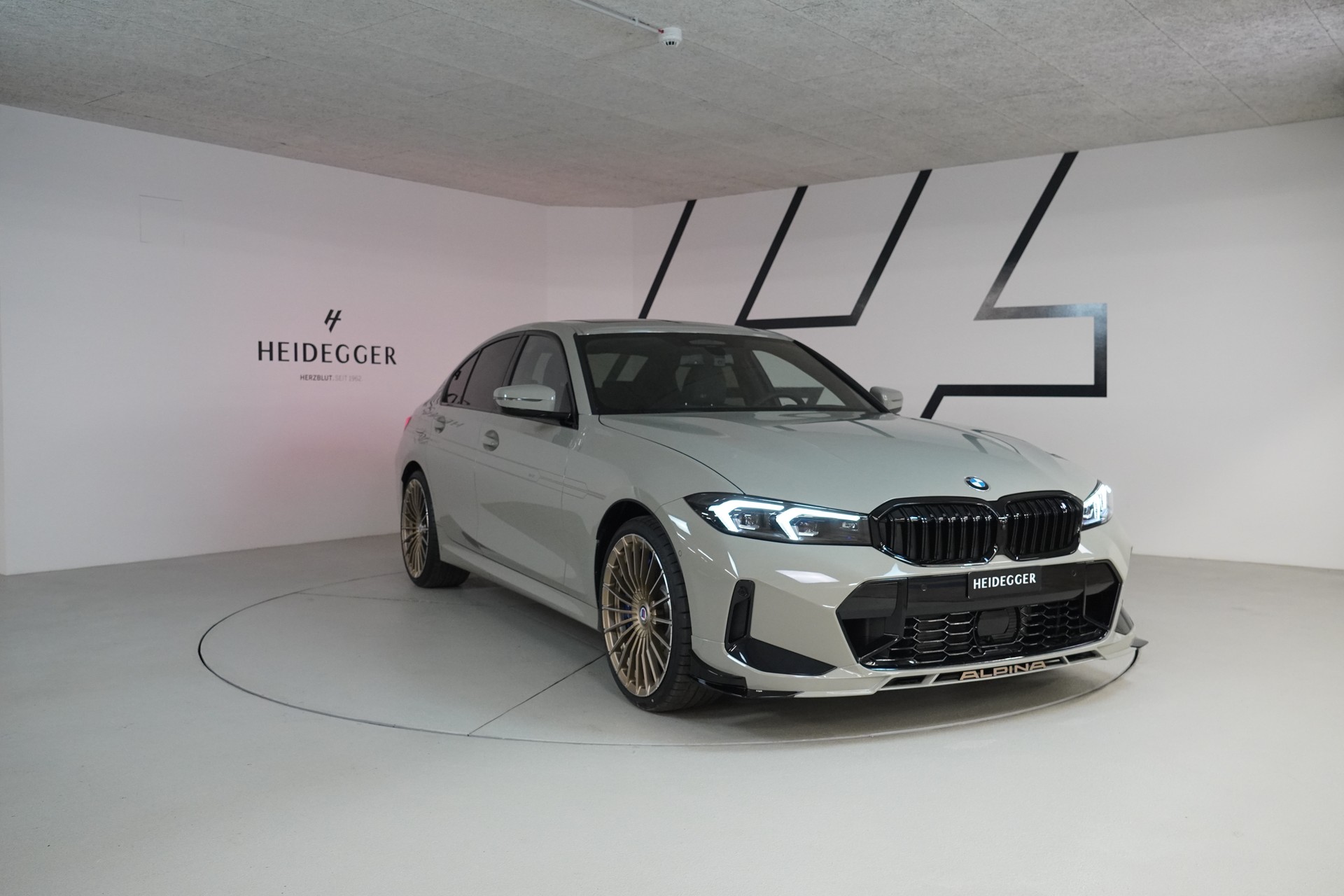 BMW-ALPINA B3 BiTurbo 3.0 xDrive GT Switch-Tronic-showroom-element-2